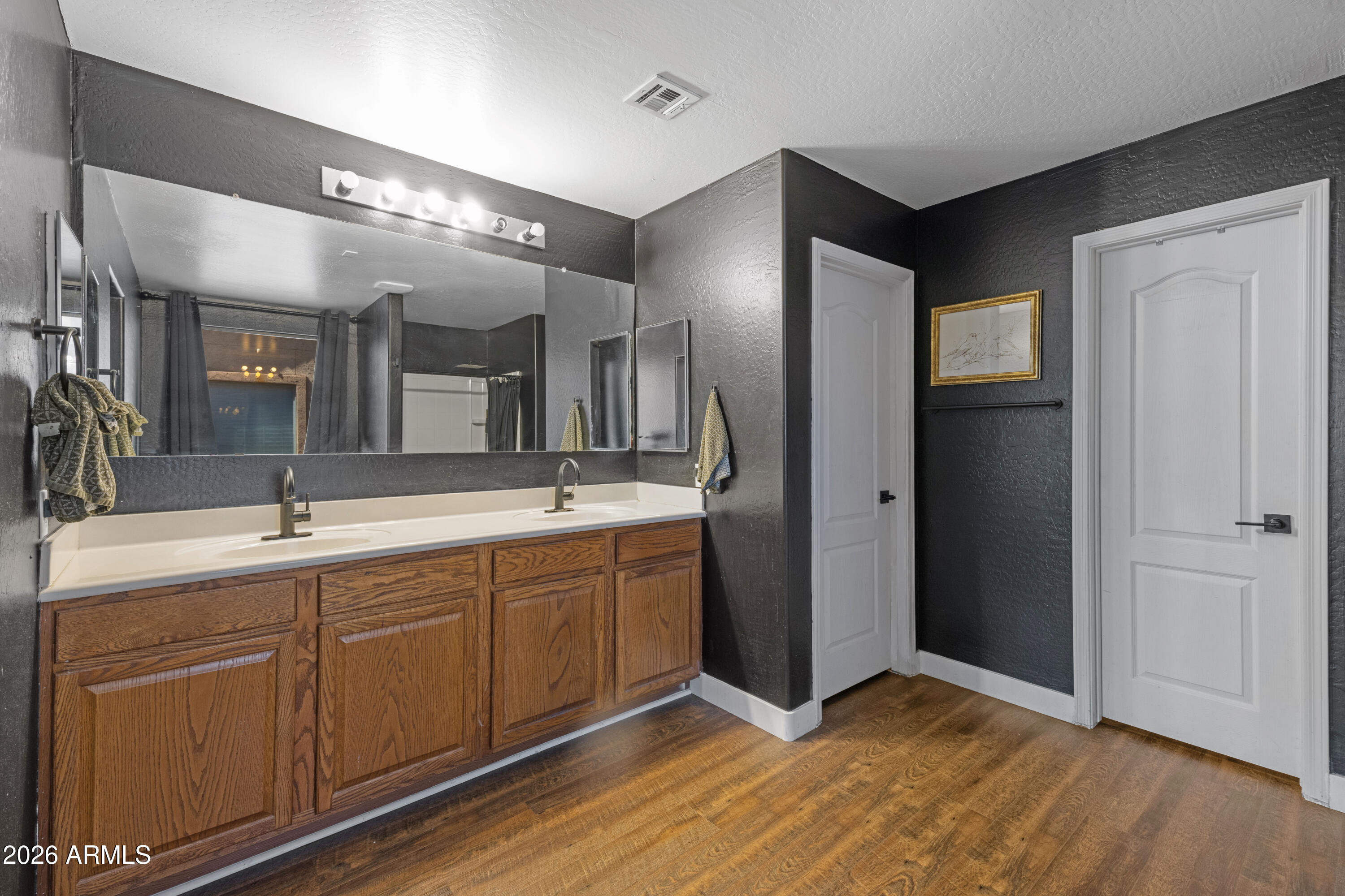 201 E MULE TRAIN Trail