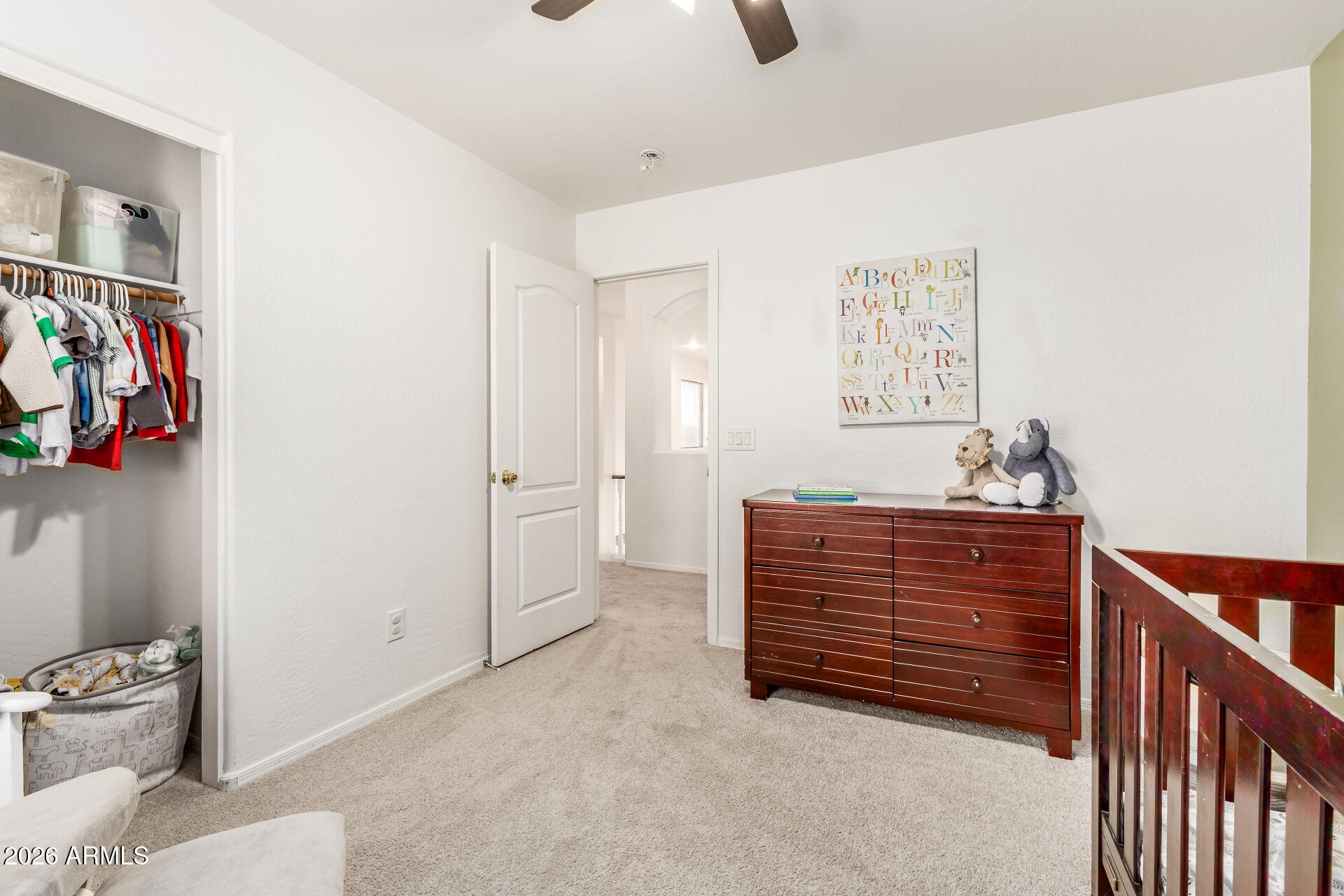 673 W HEREFORD Drive