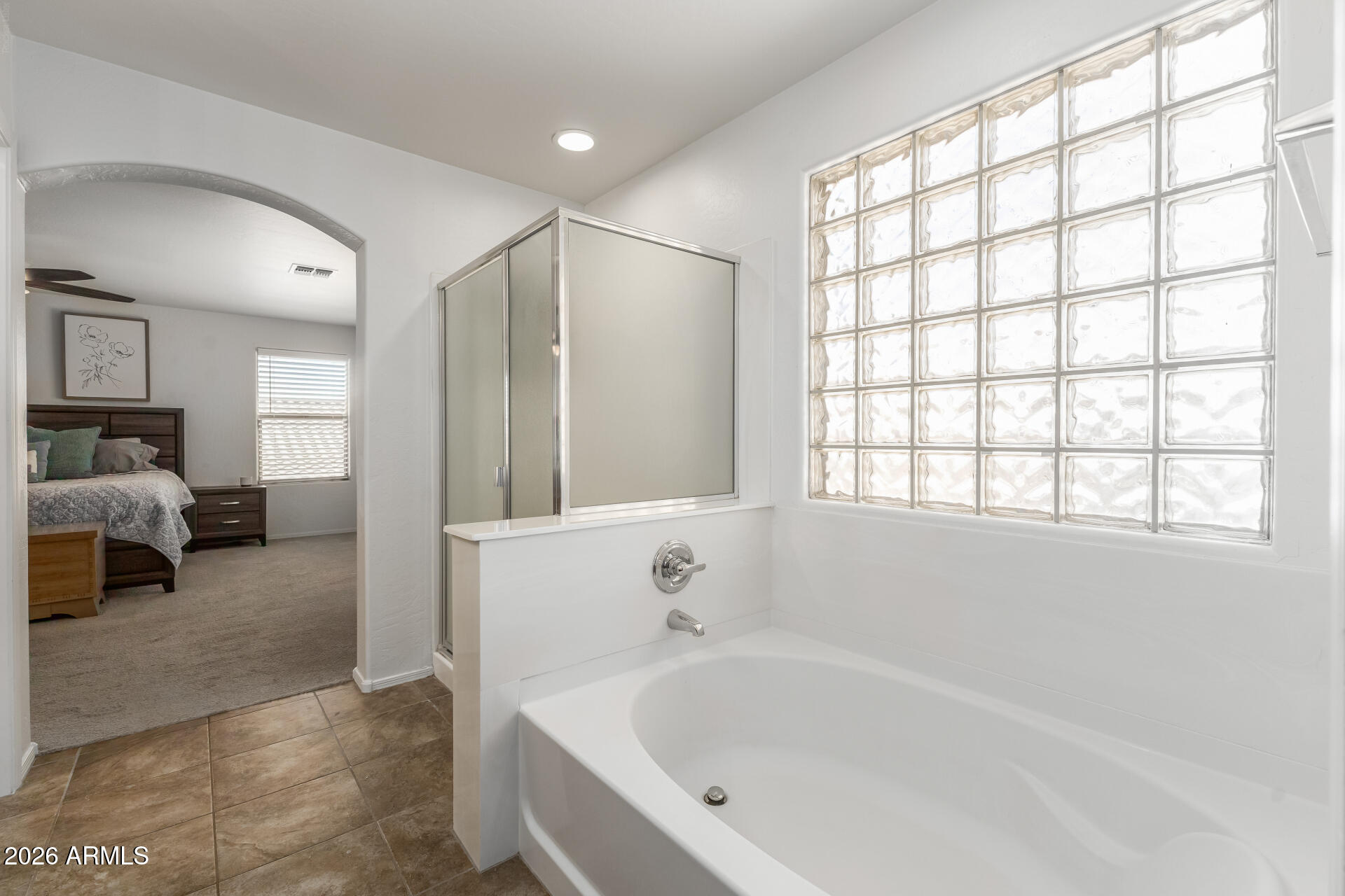 673 W HEREFORD Drive