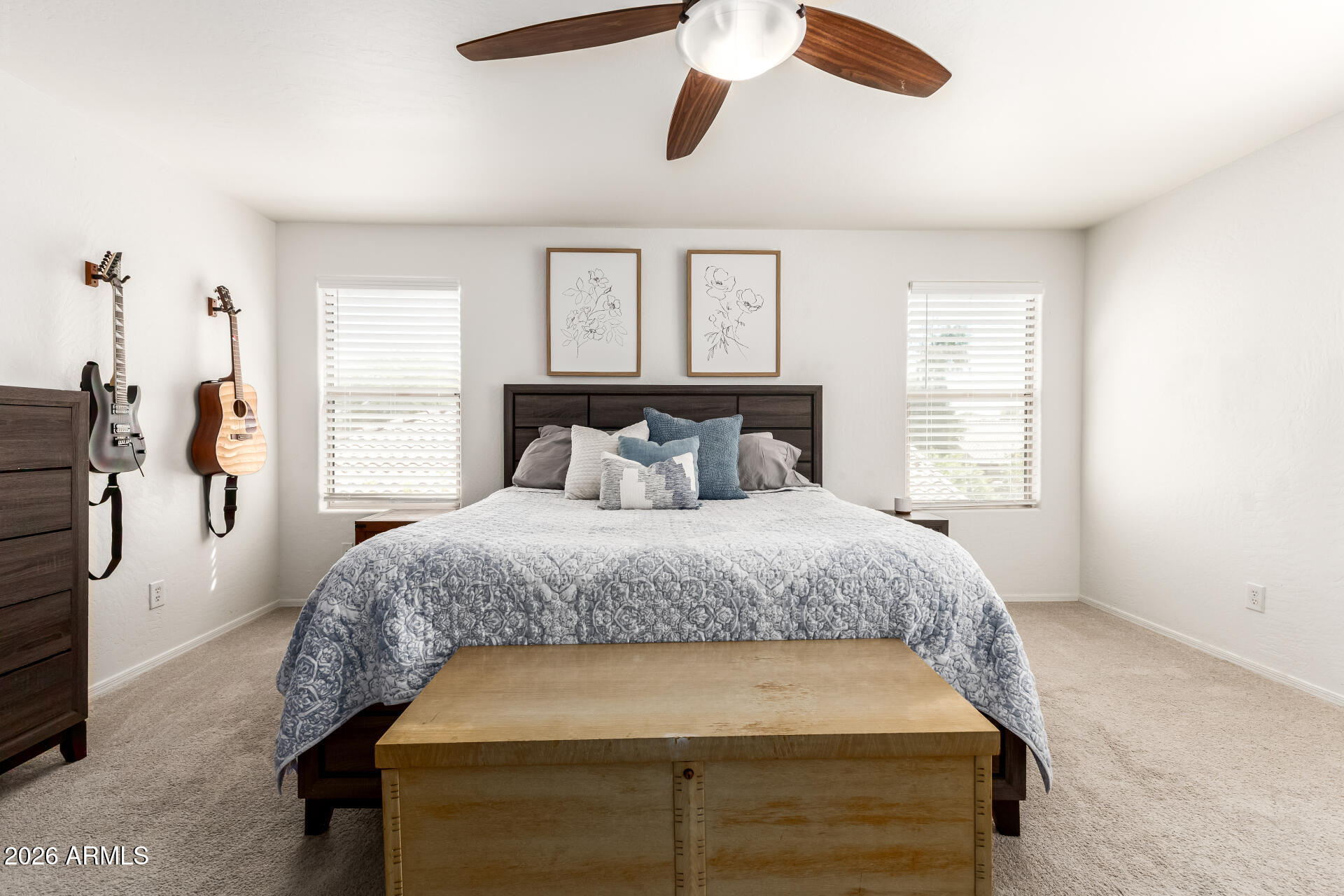 673 W HEREFORD Drive