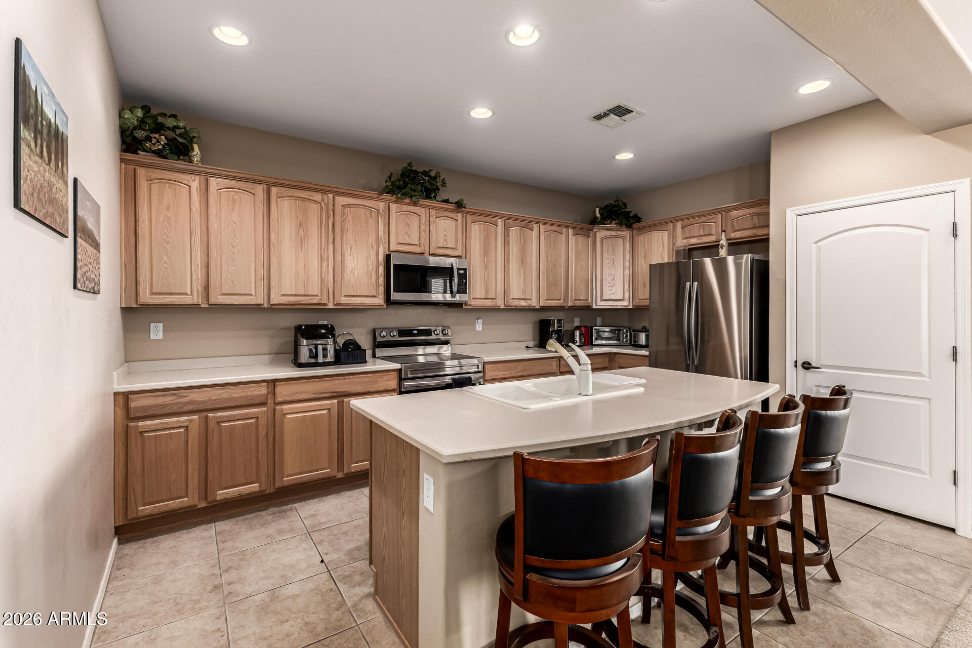 22127 N ARRELLAGA Drive