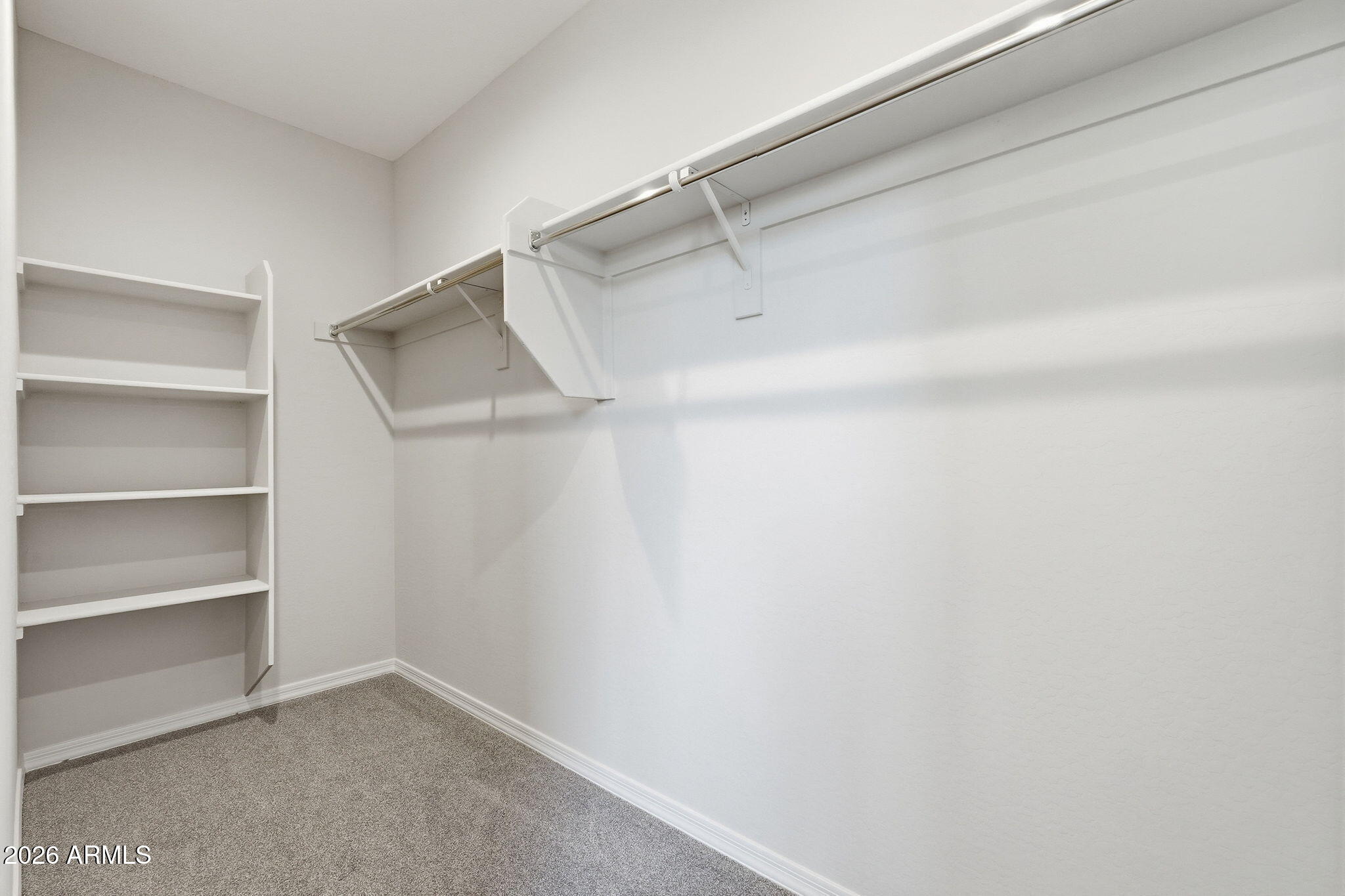 1536 W FLINTLOCK Drive