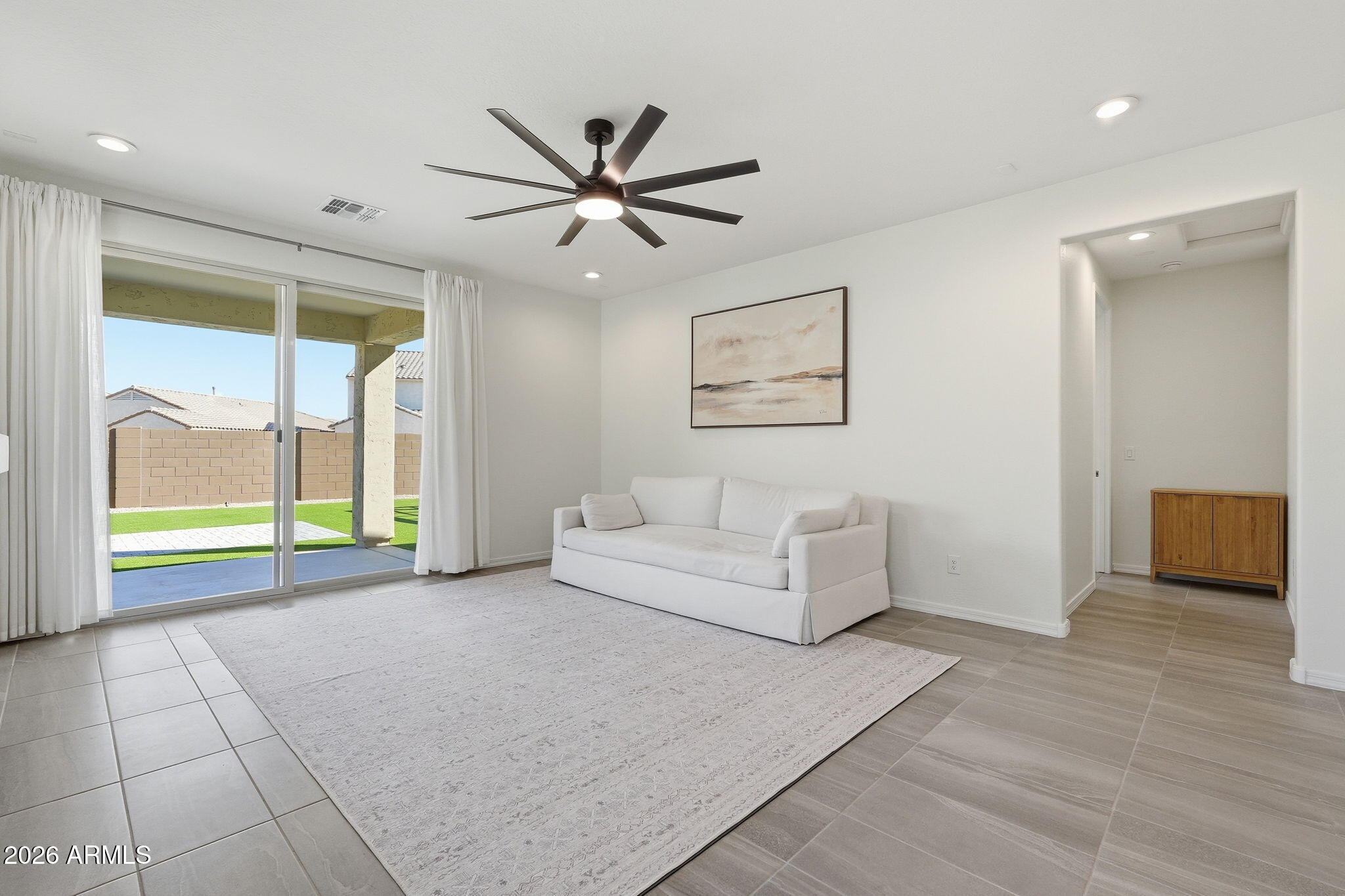 1536 W FLINTLOCK Drive