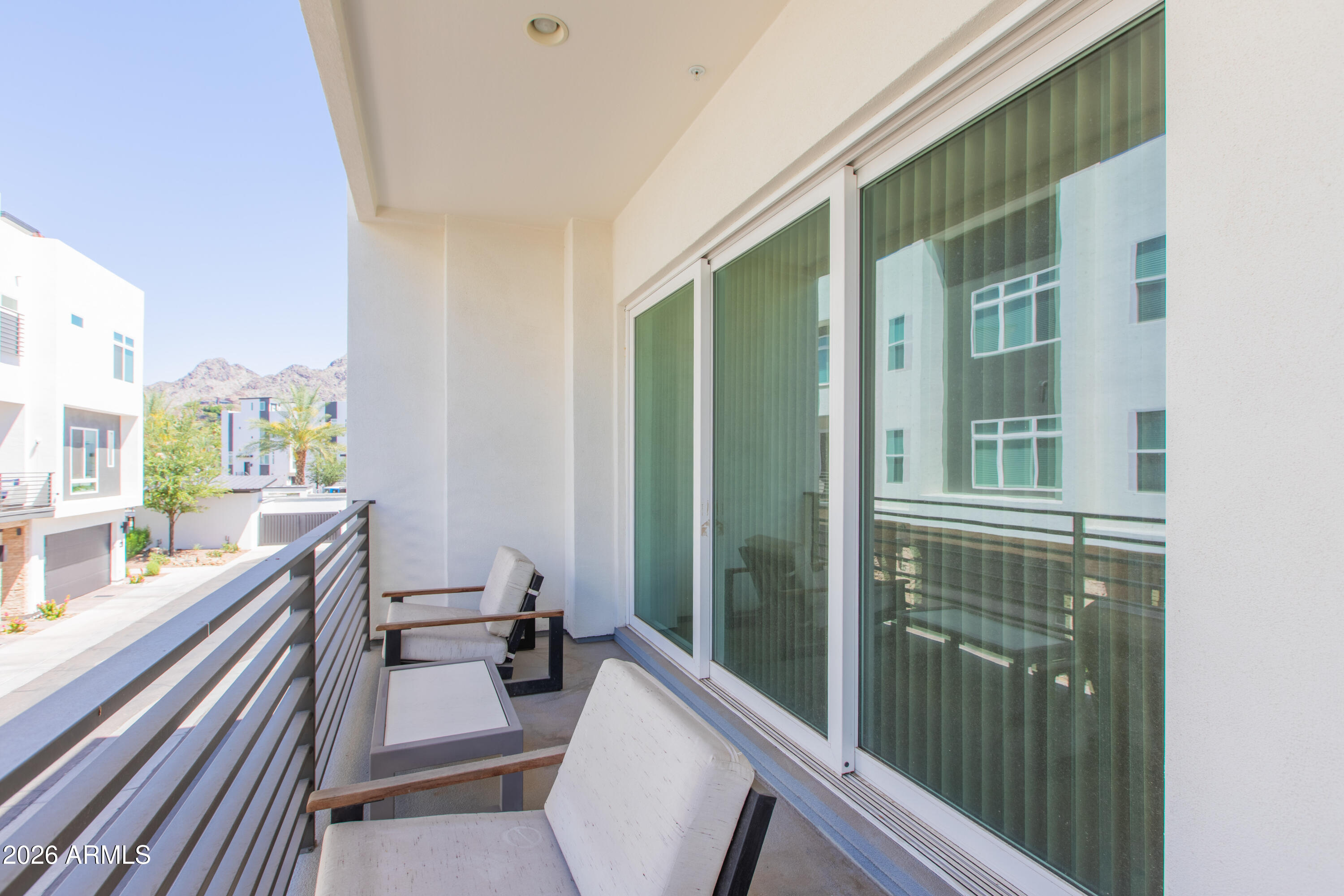 1717 E Morten Avenue 45