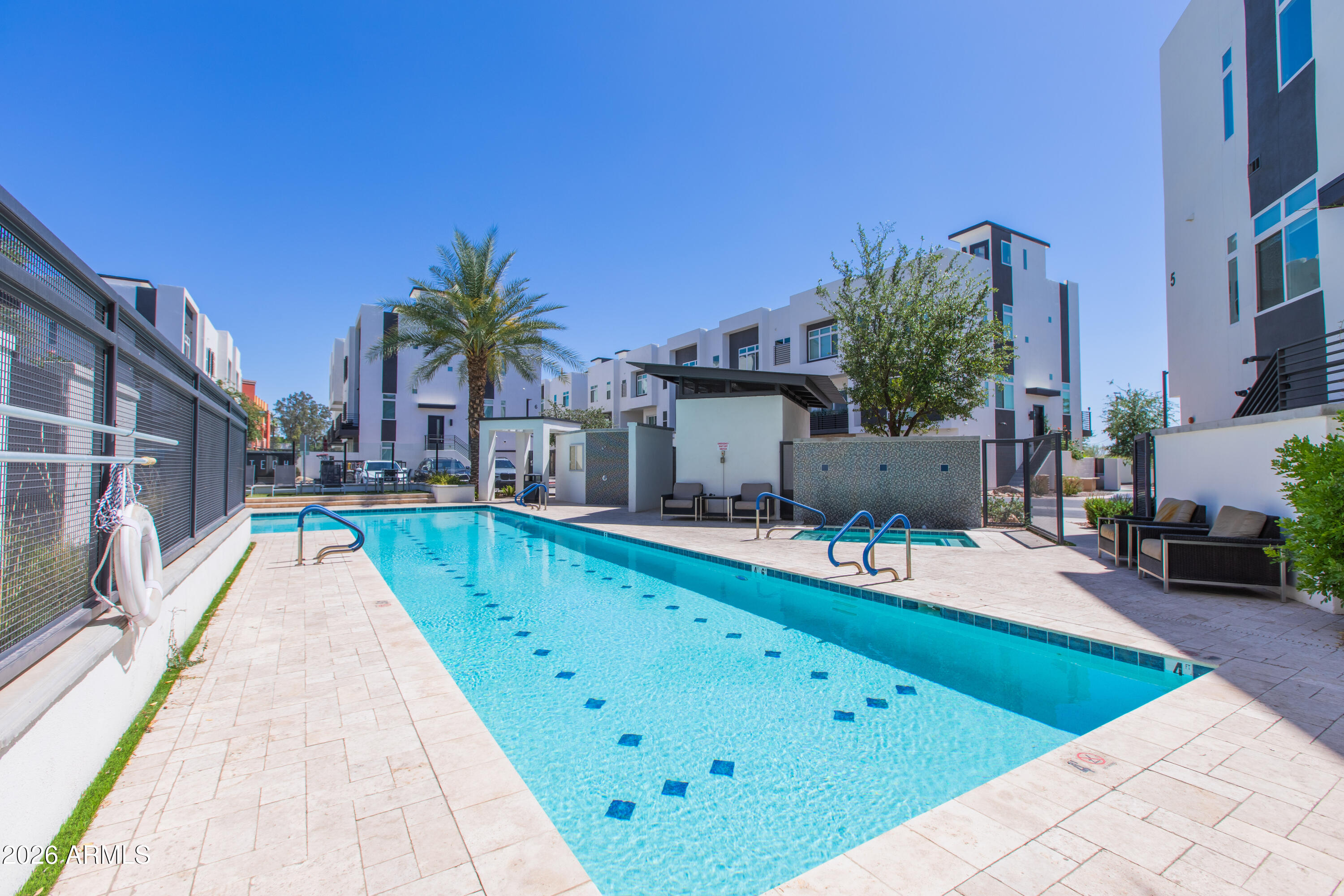 1717 E Morten Avenue 45