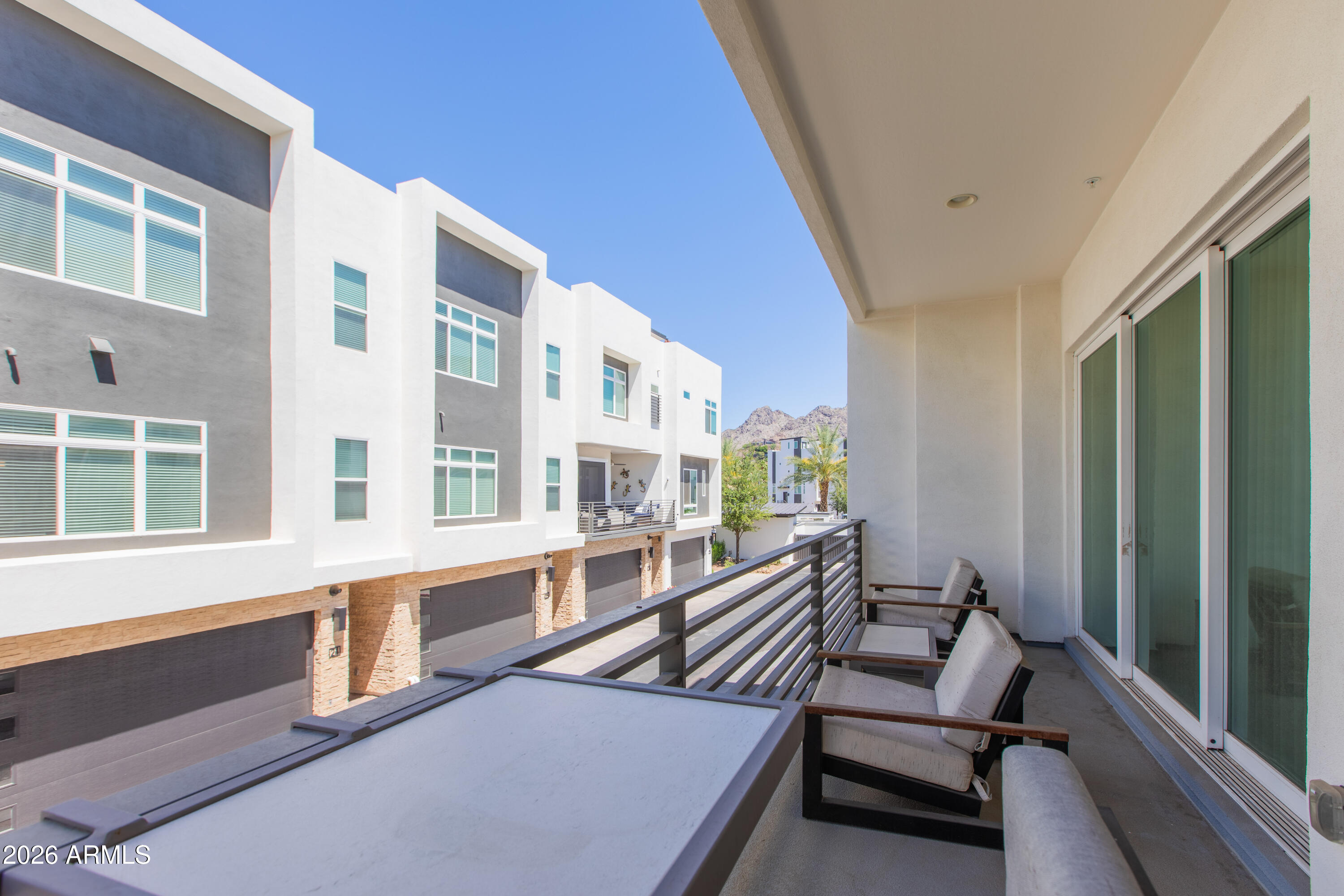 1717 E Morten Avenue 45