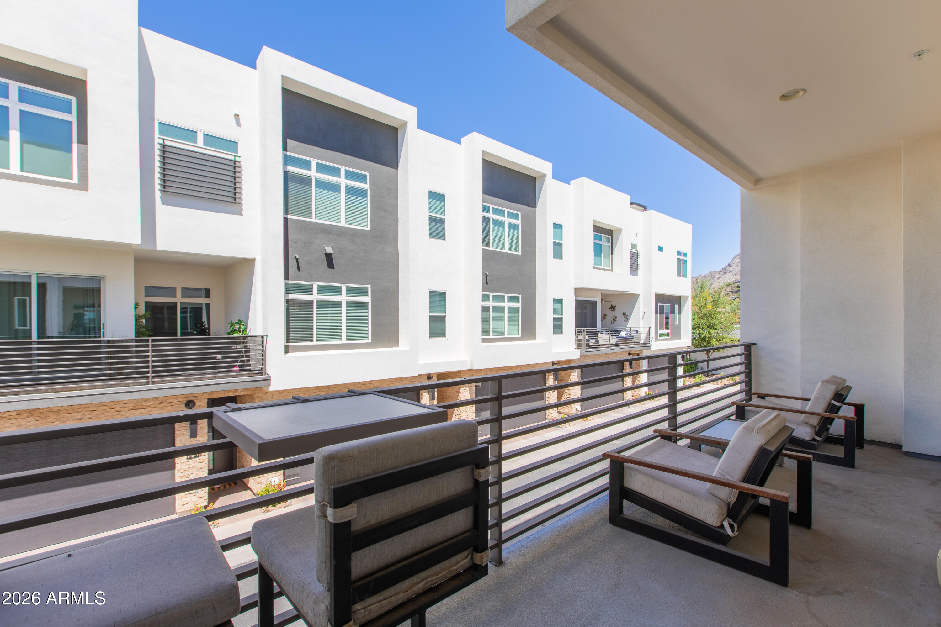 1717 E Morten Avenue 45