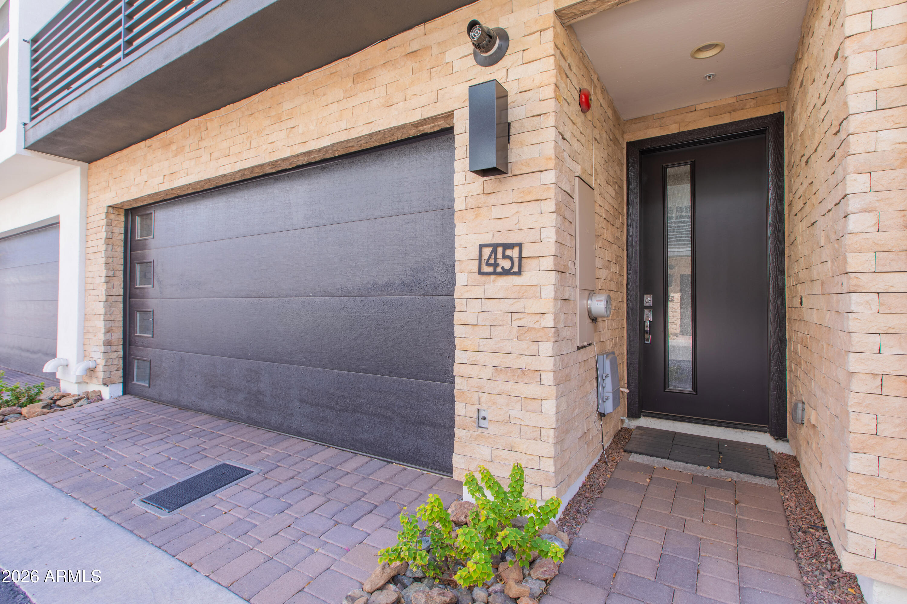 1717 E Morten Avenue 45