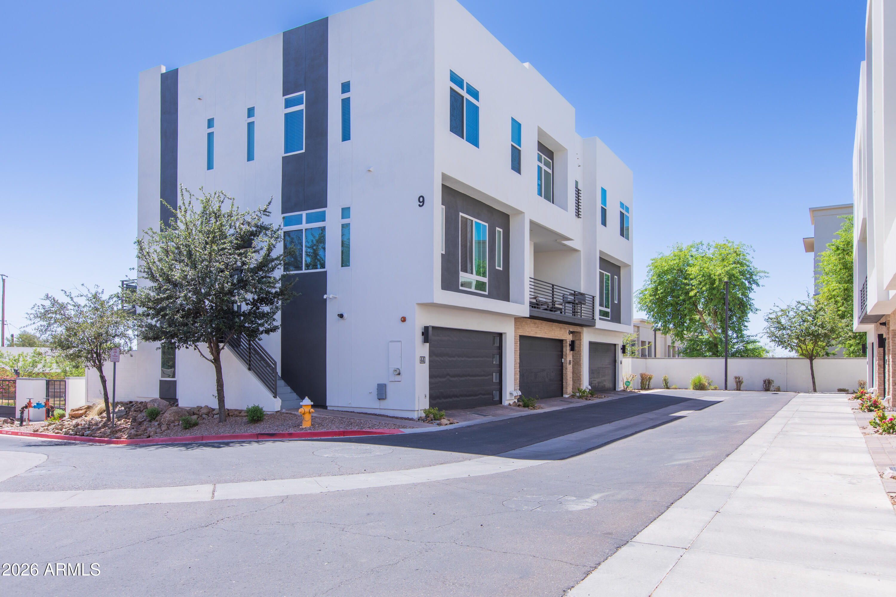 1717 E Morten Avenue 45