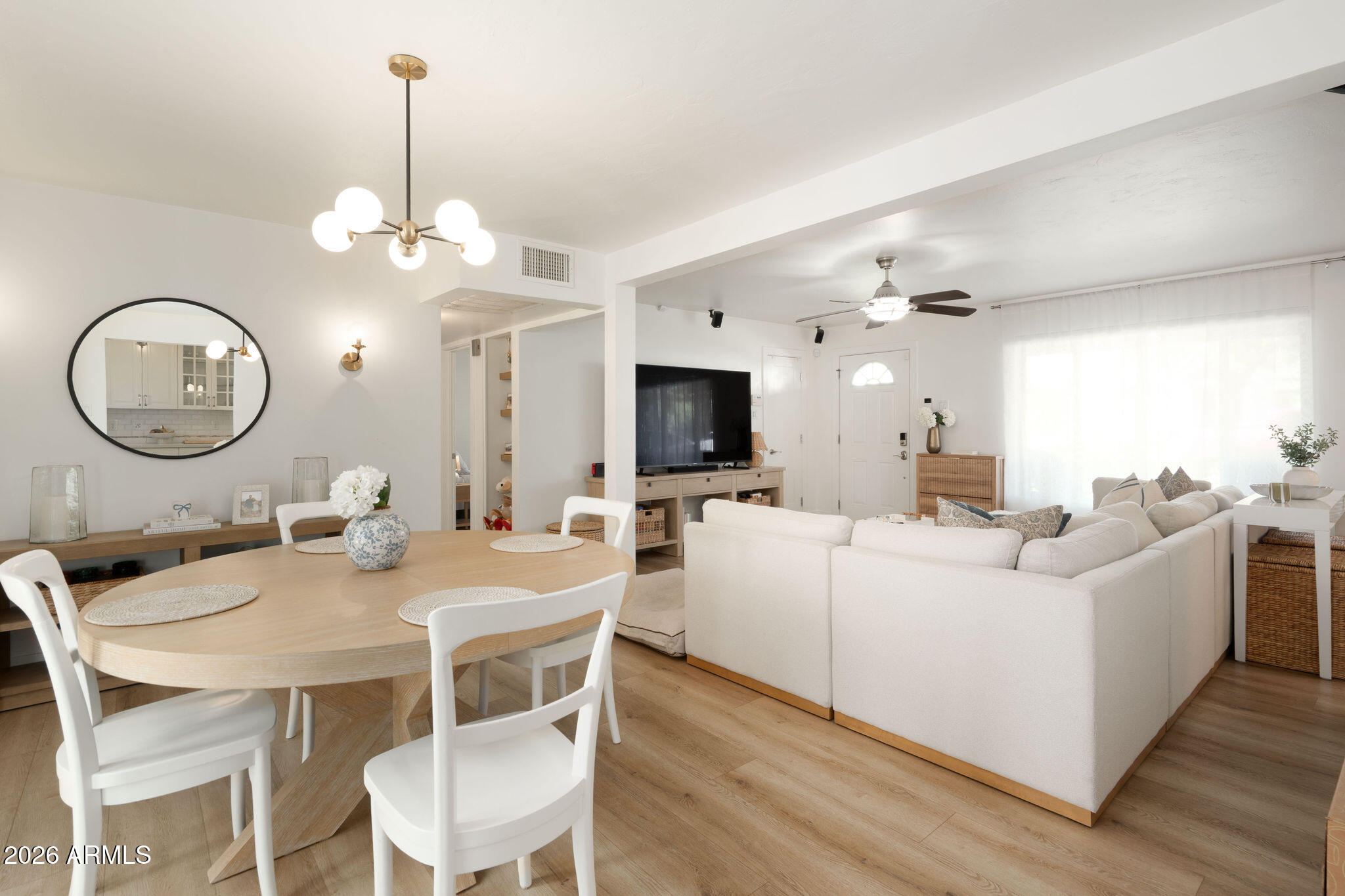 4813 E FAIRMOUNT Avenue