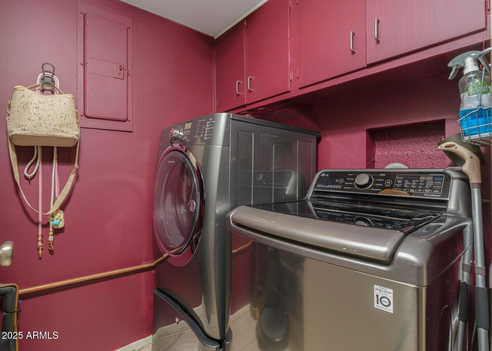 4001 E Campbell Avenue