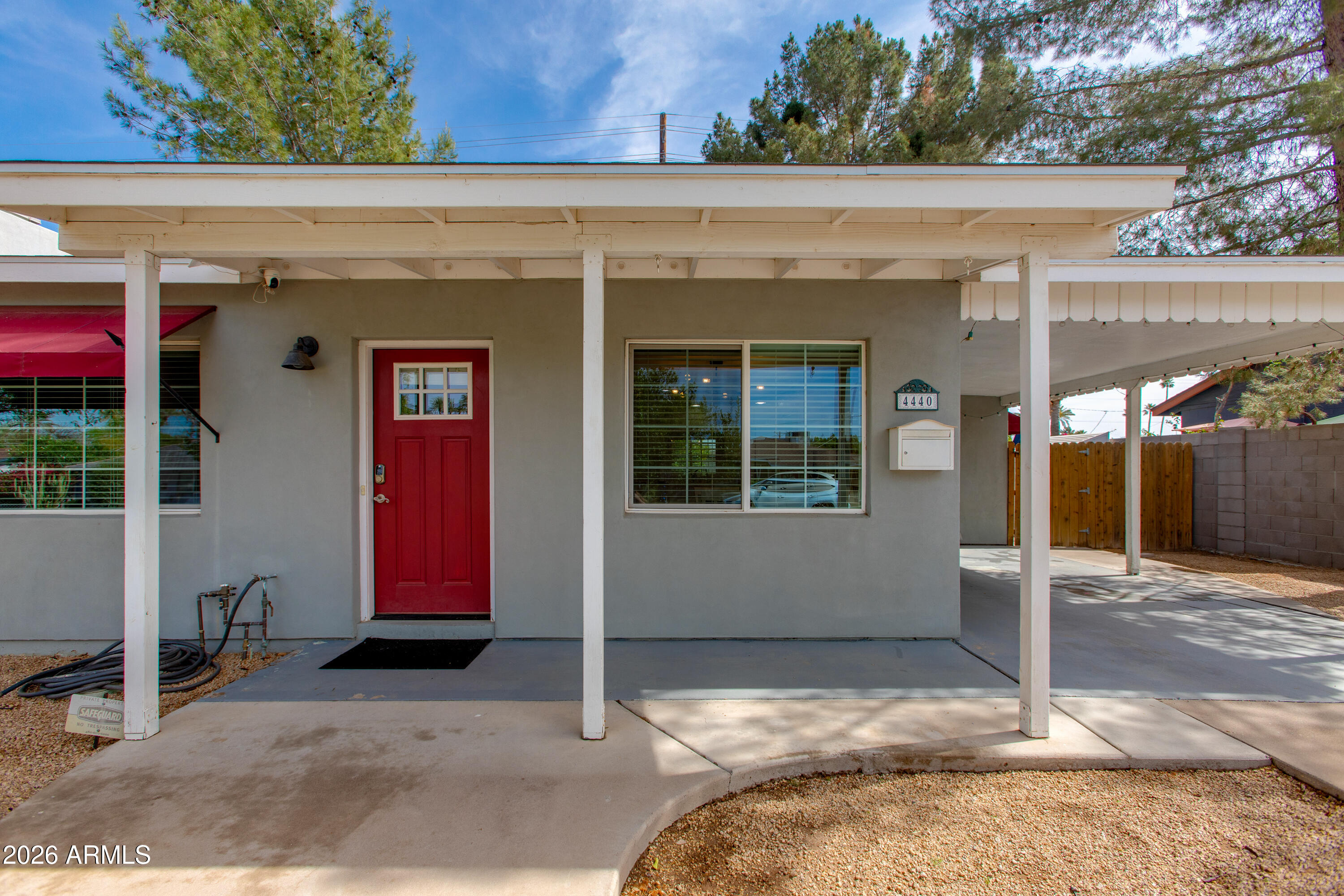 4440 E CAMPBELL Avenue