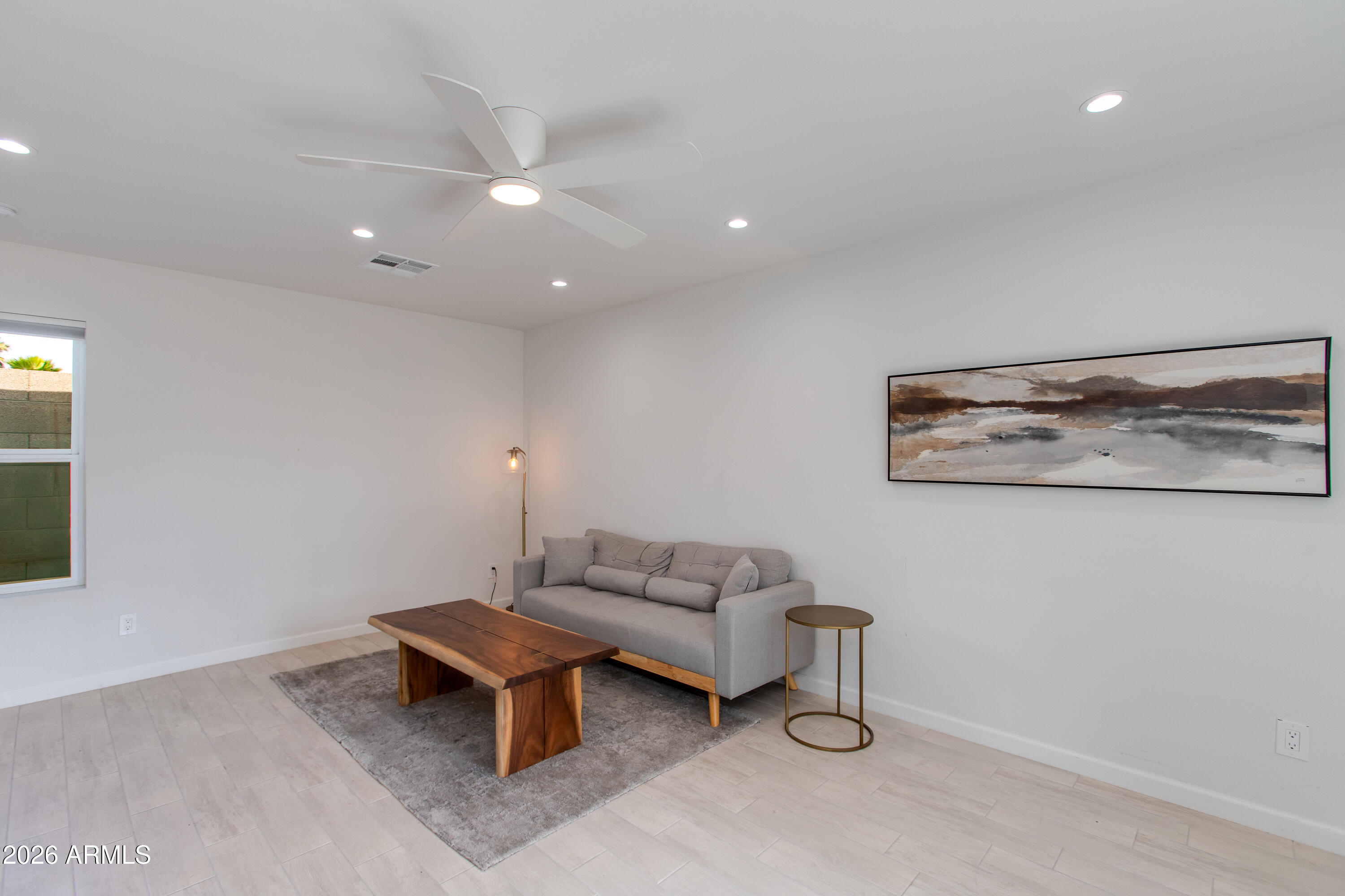 4440 E CAMPBELL Avenue