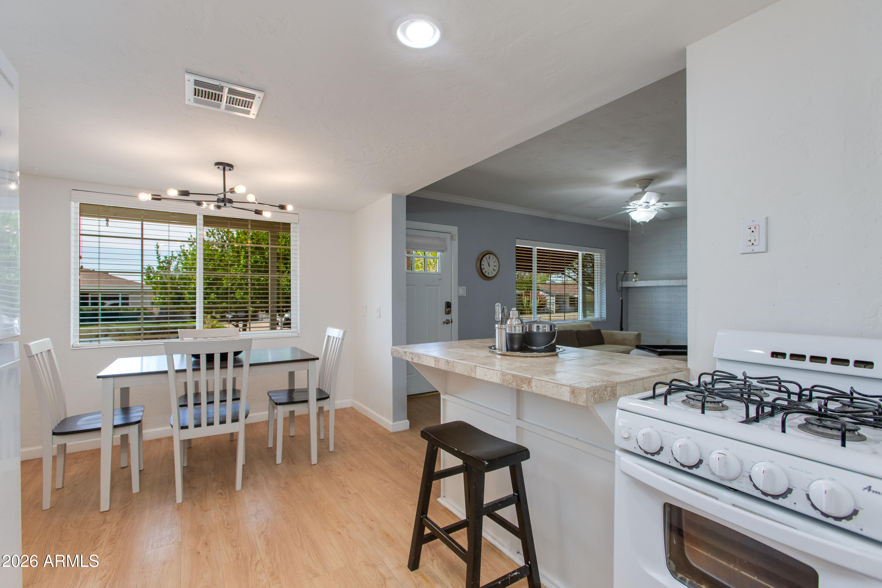 4440 E CAMPBELL Avenue