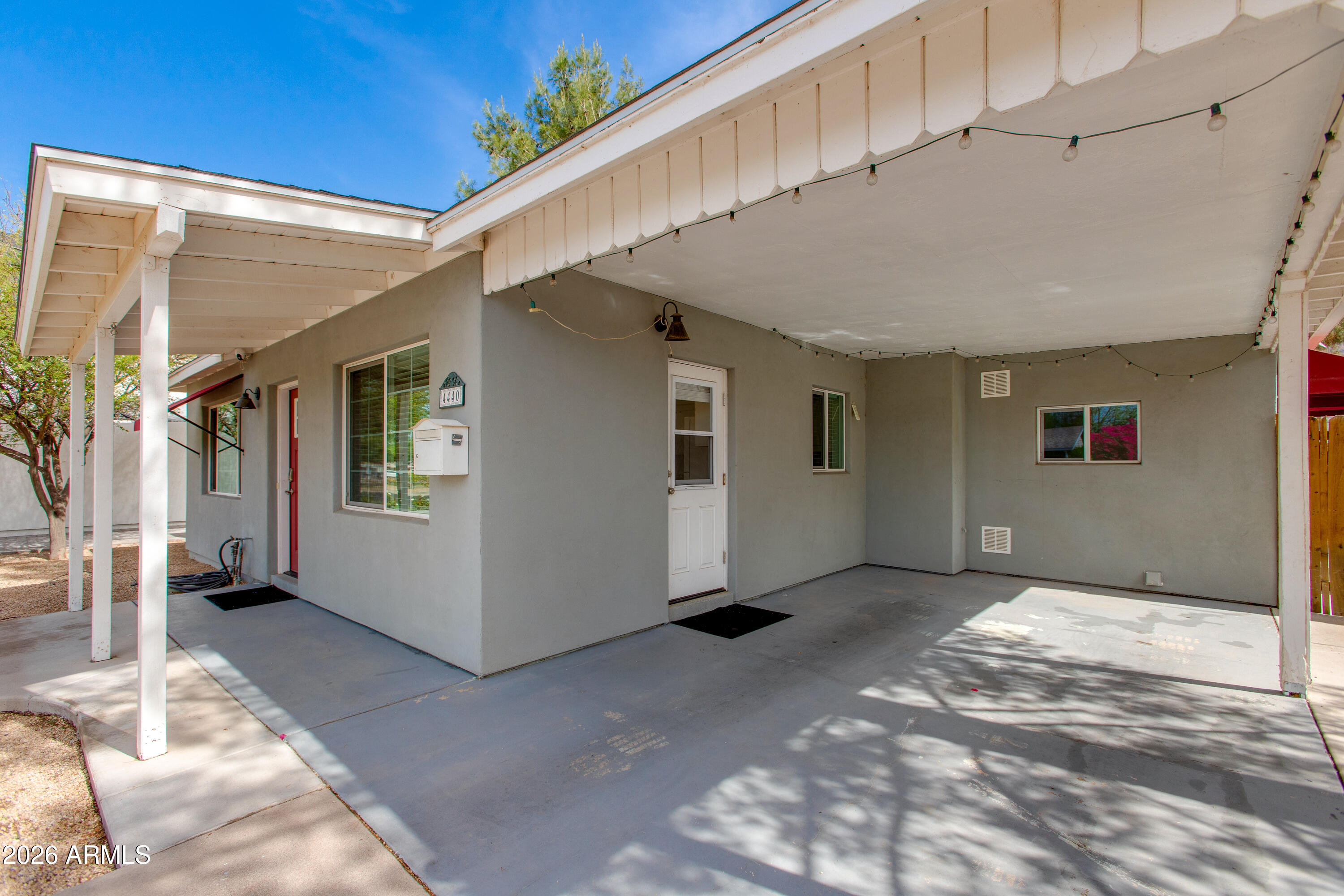 4440 E CAMPBELL Avenue