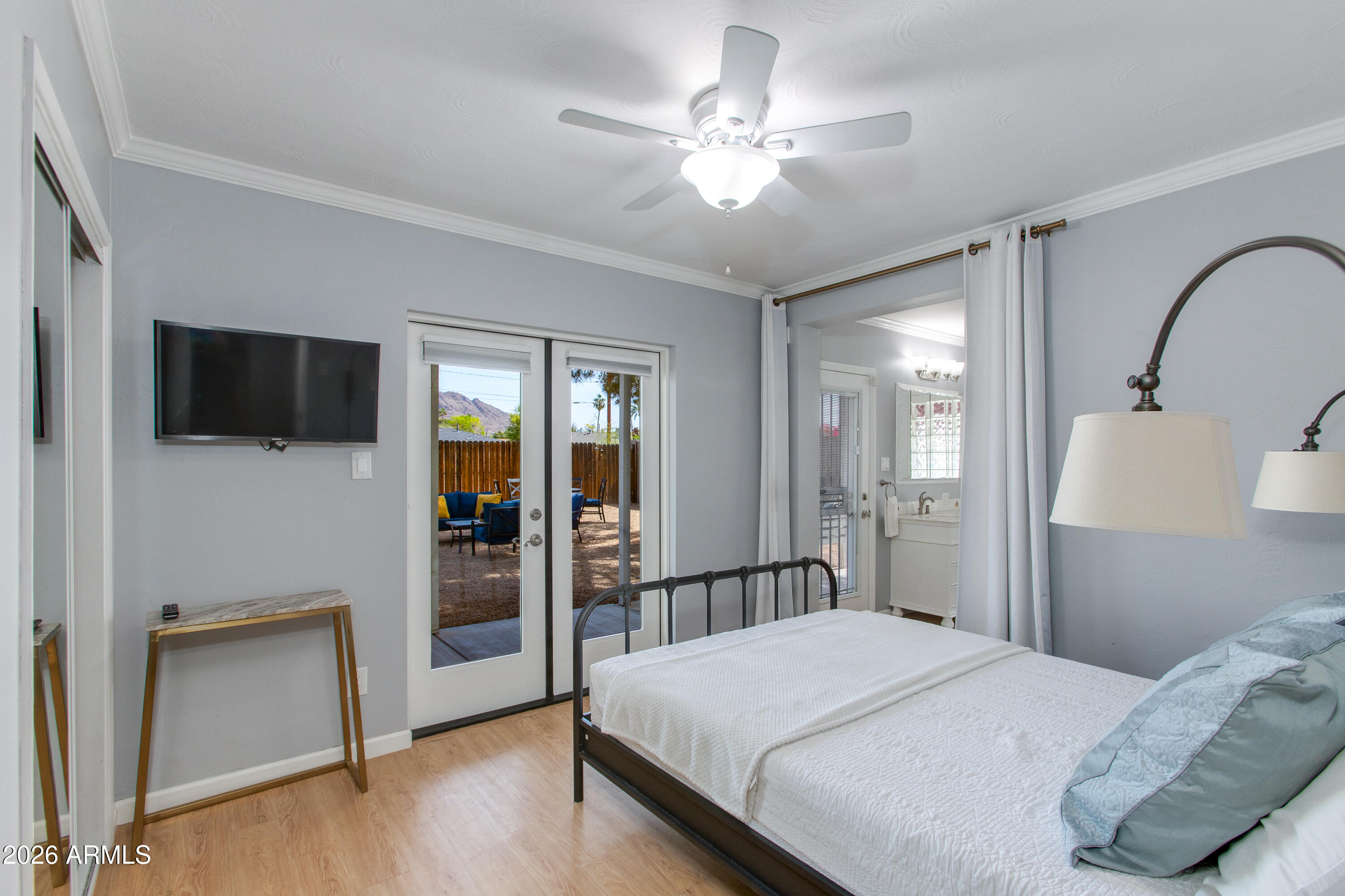 4440 E CAMPBELL Avenue