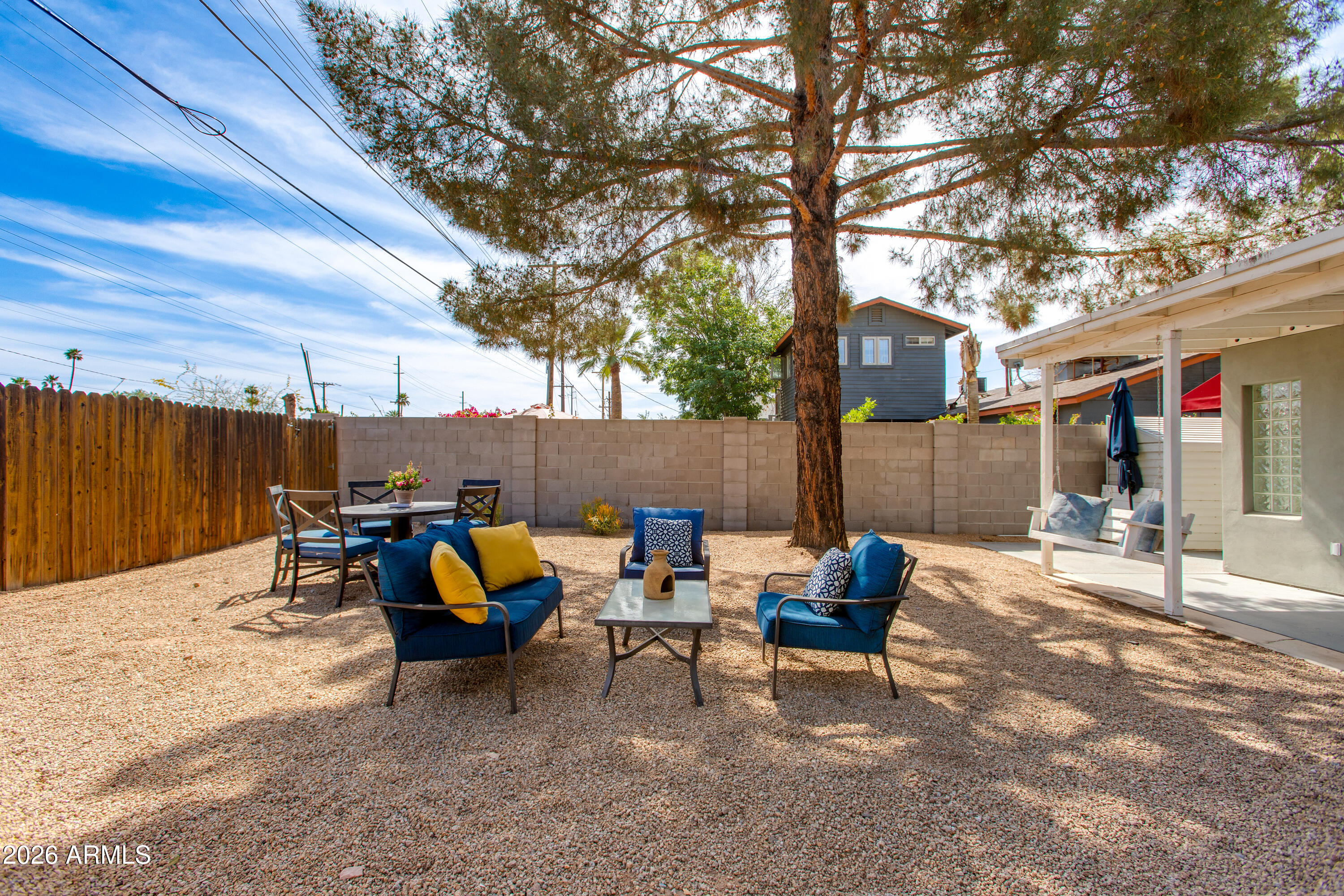 4440 E CAMPBELL Avenue