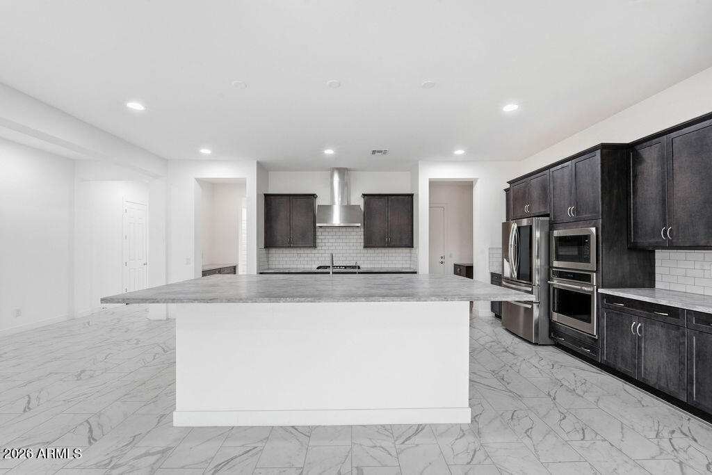 22898 E VIA DE OLIVOS