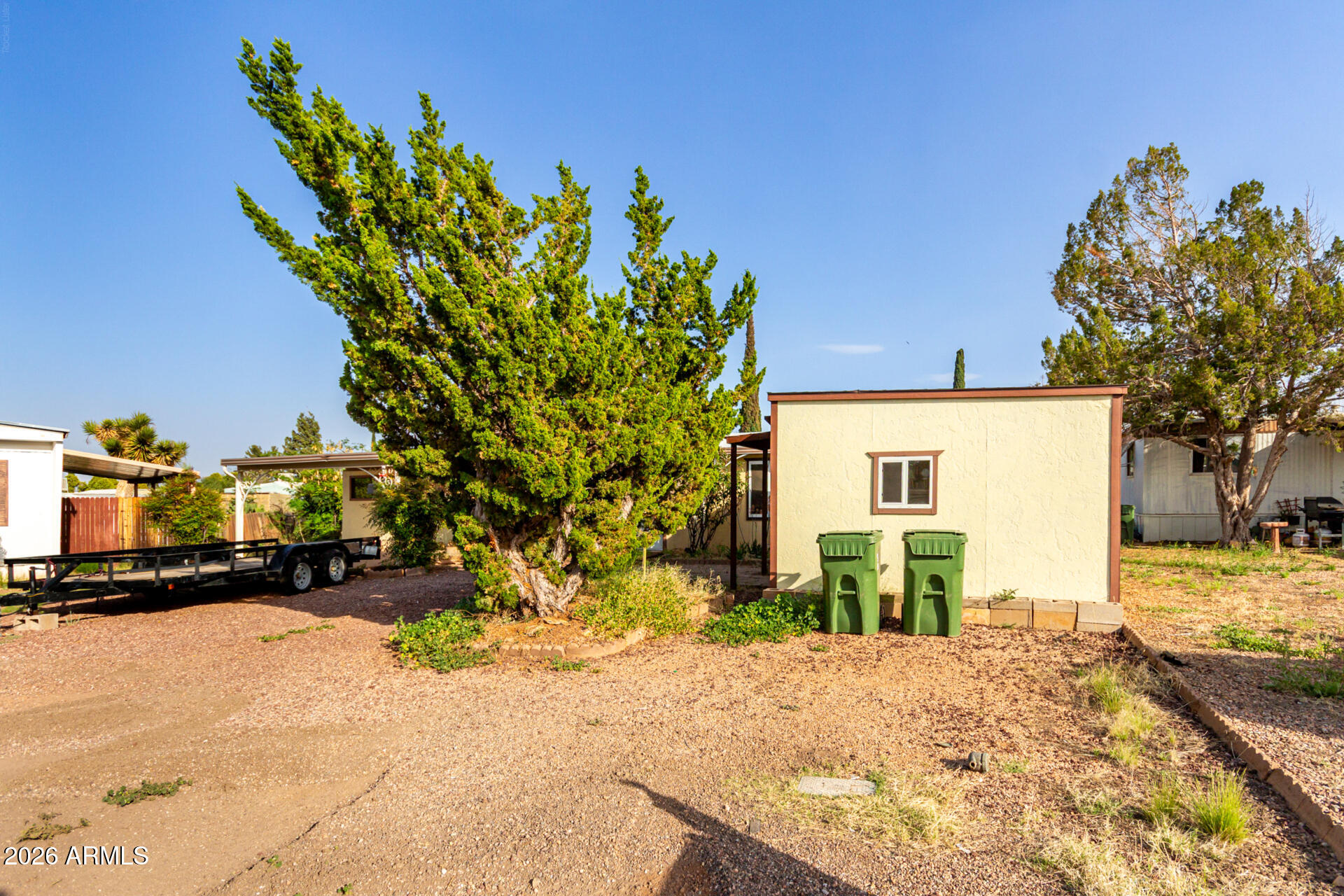 3781 E HOLLY Place