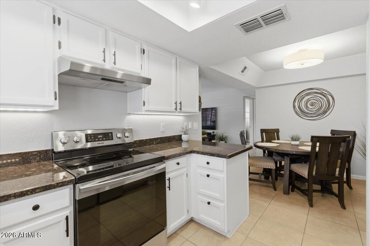 1905 E UNIVERSITY Drive 137