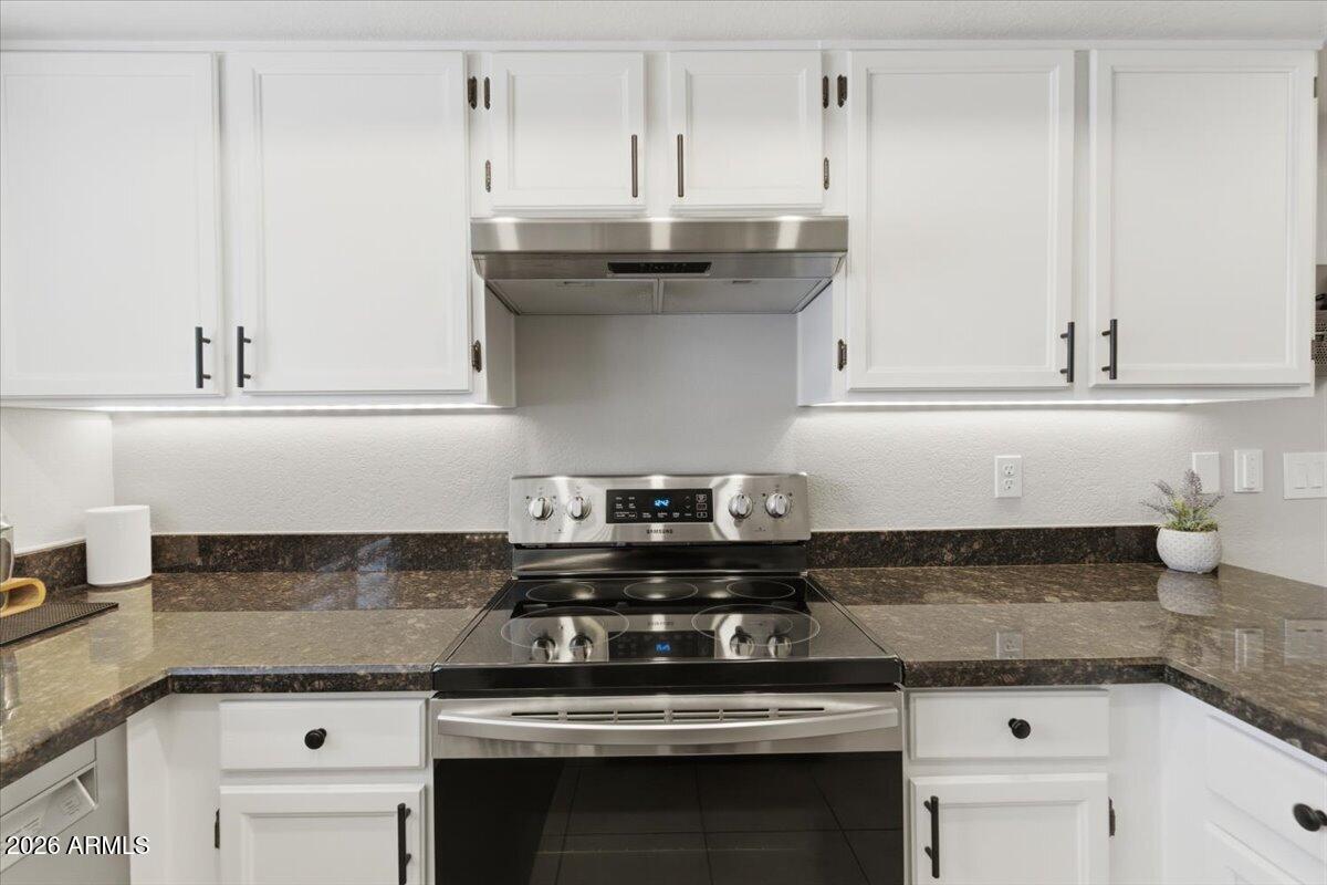 1905 E UNIVERSITY Drive 137