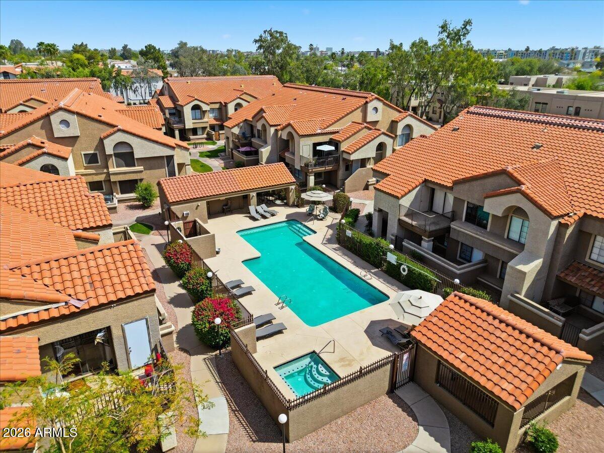 1905 E UNIVERSITY Drive 137