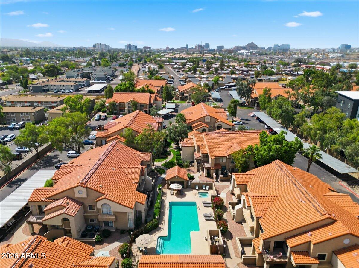 1905 E UNIVERSITY Drive 137