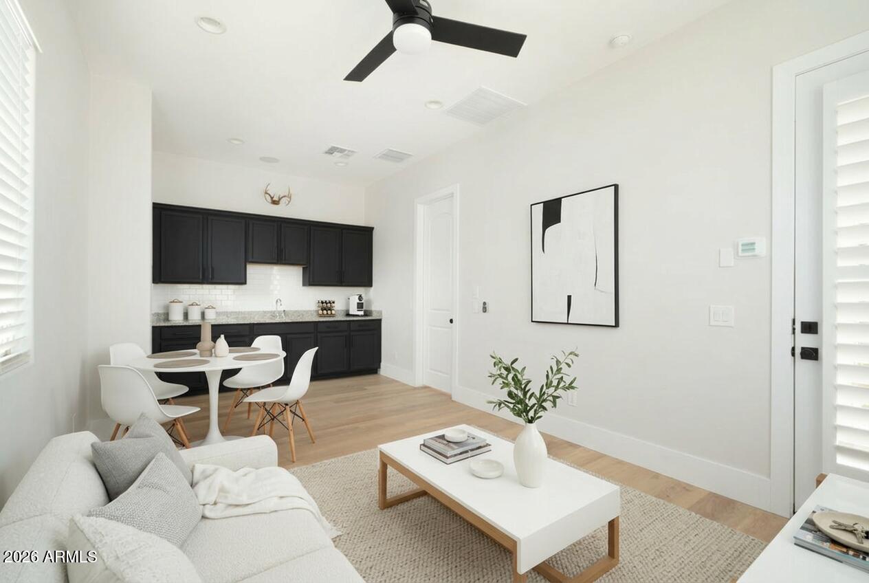 5537 E VIA CABALLO BLANCO