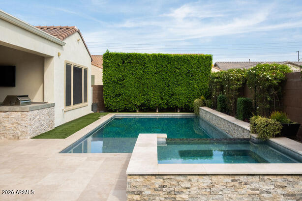 5537 E VIA CABALLO BLANCO