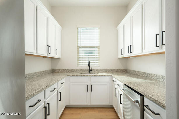 5537 E VIA CABALLO BLANCO