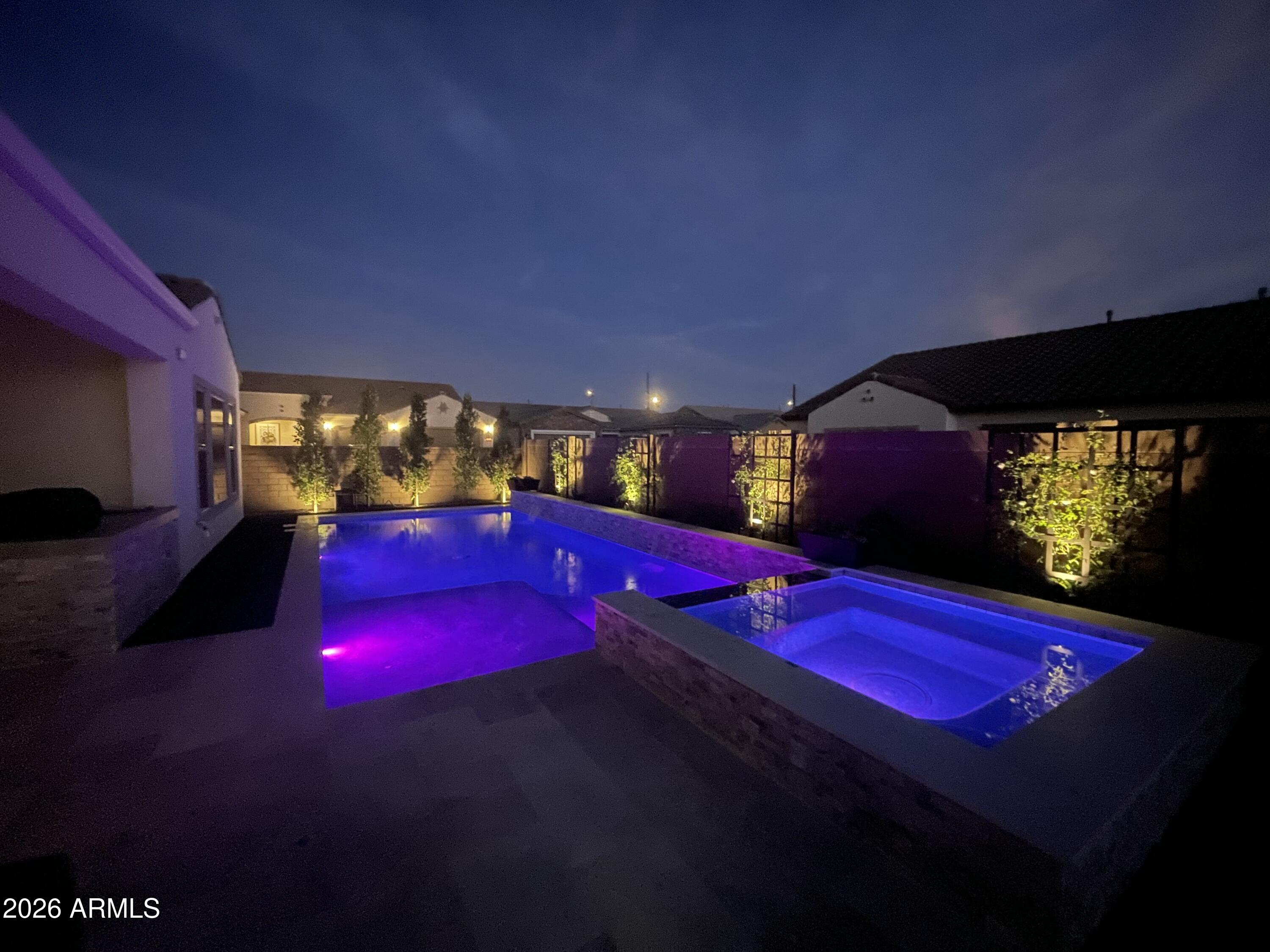 5537 E VIA CABALLO BLANCO