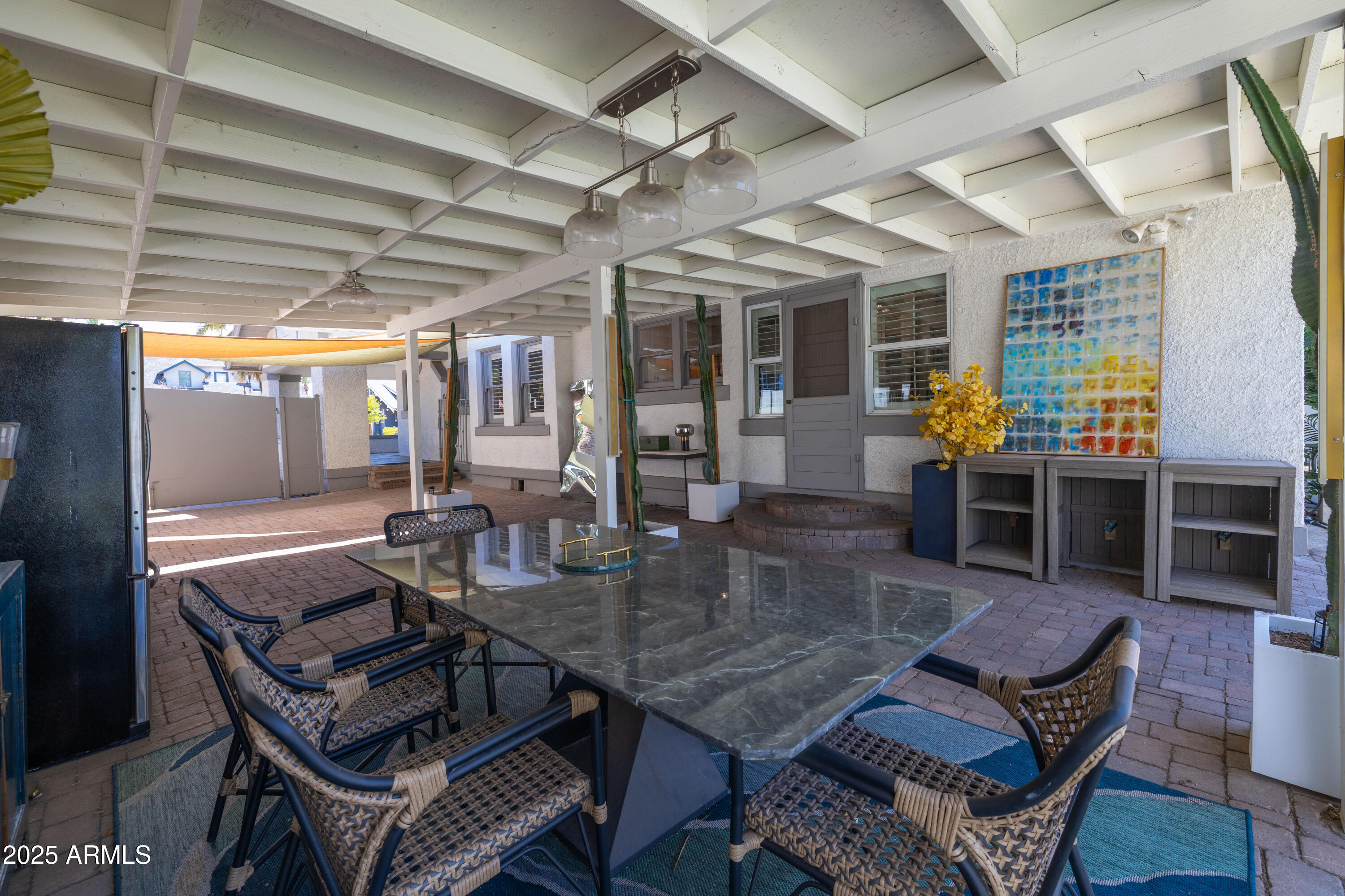 70 W LYNWOOD Street