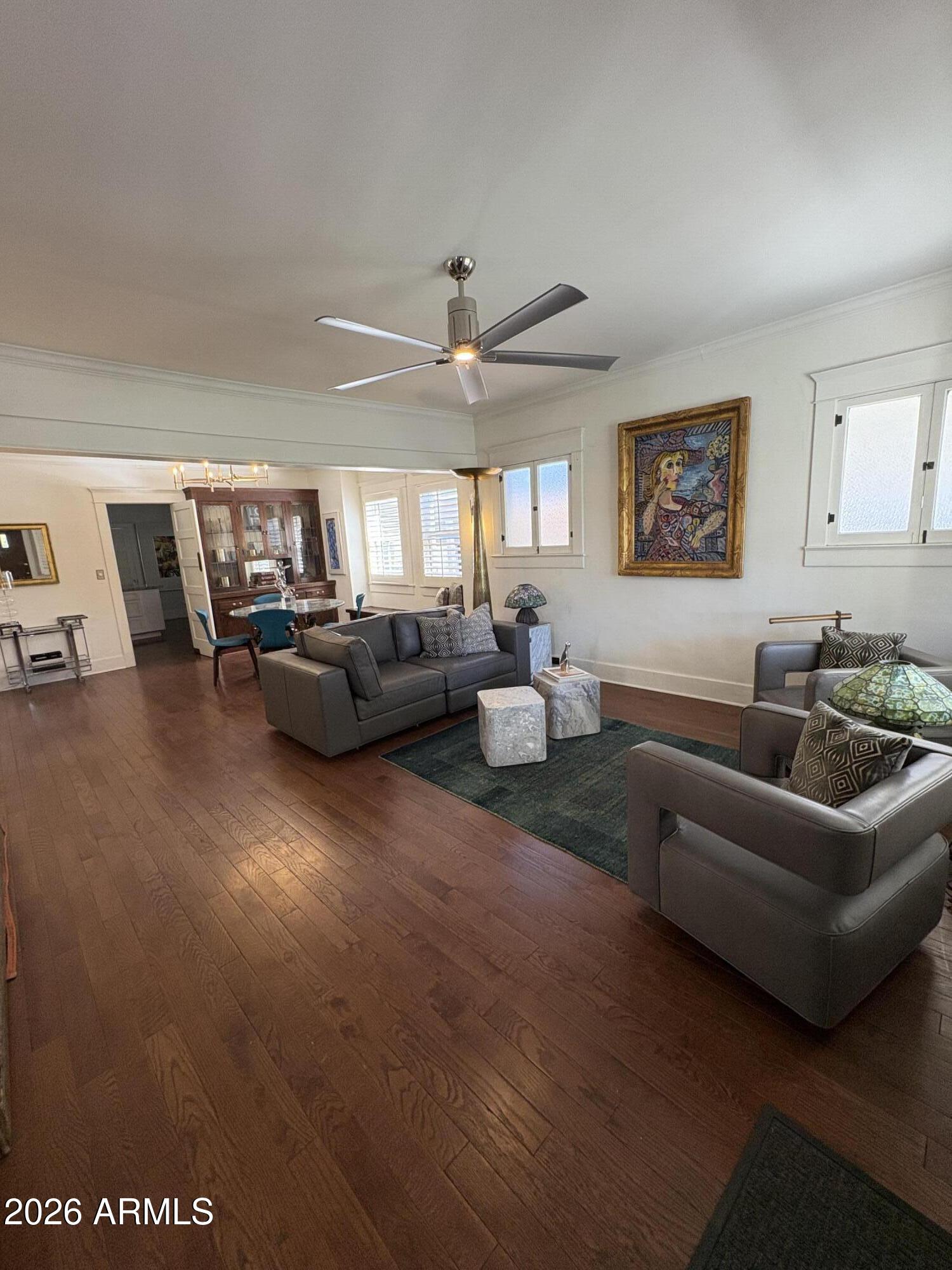 70 W LYNWOOD Street