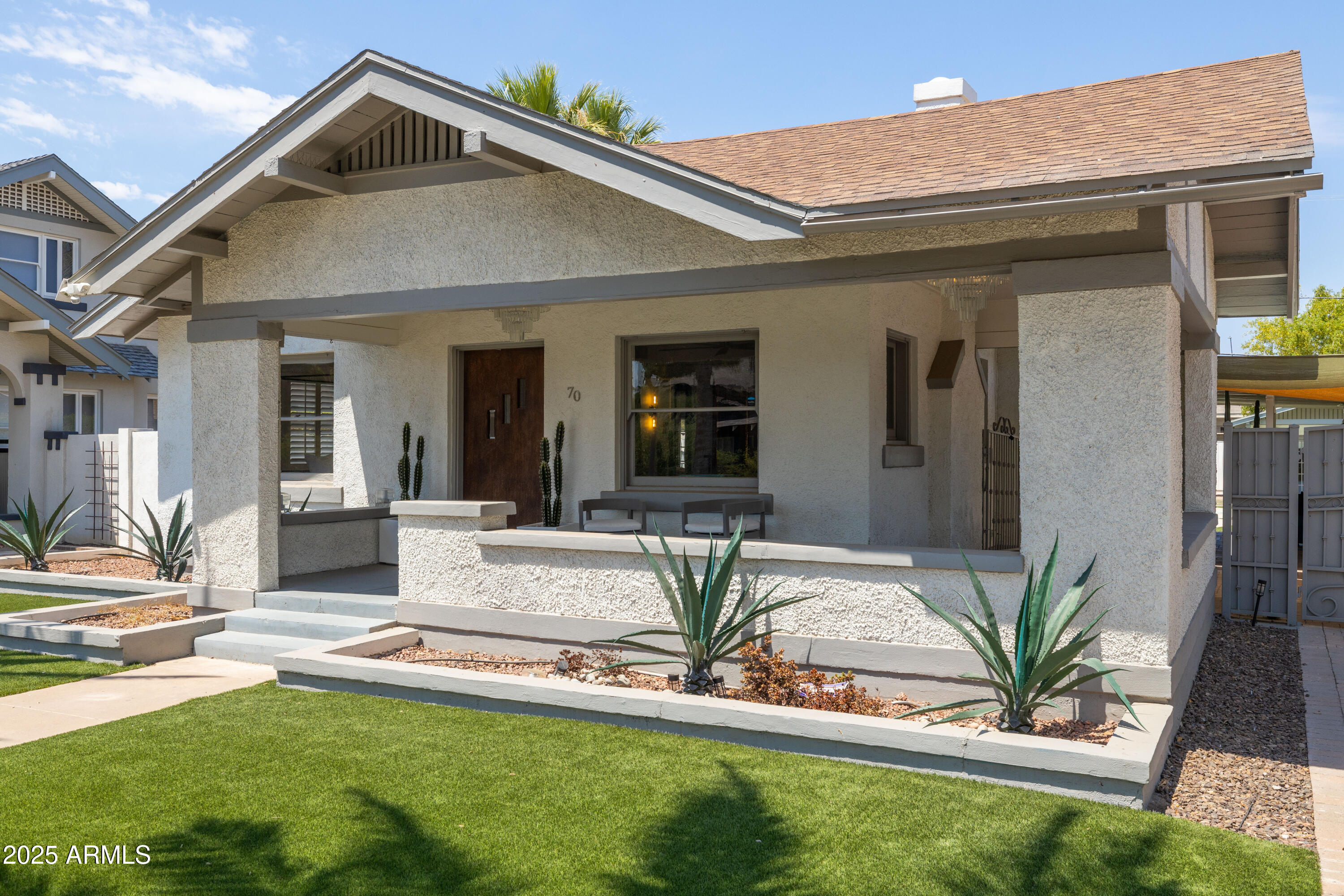 70 W LYNWOOD Street