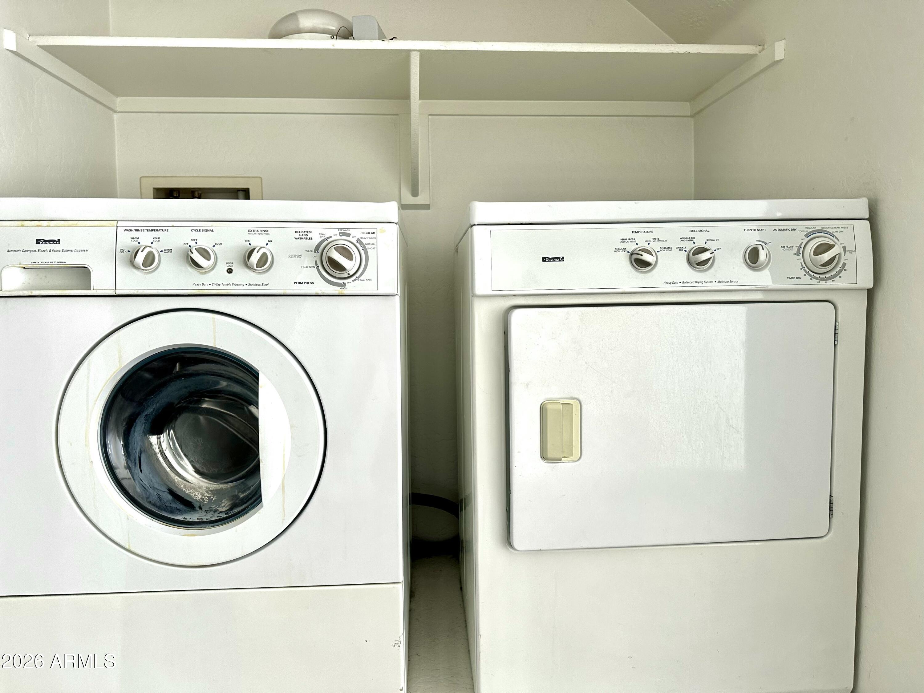 2264 E HUNTINGTON Drive