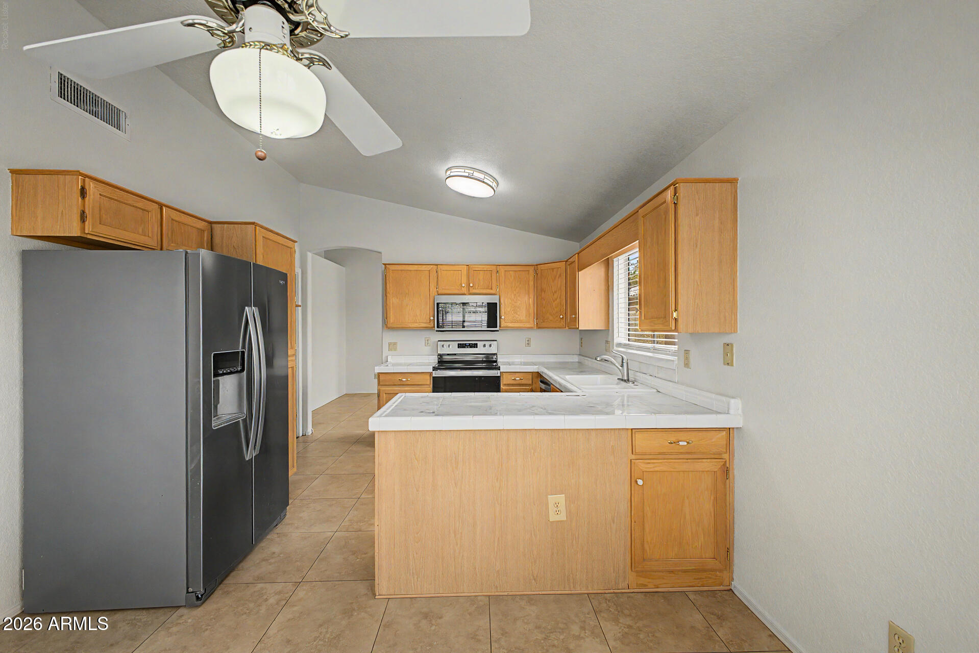 10523 W MOHAWK Lane