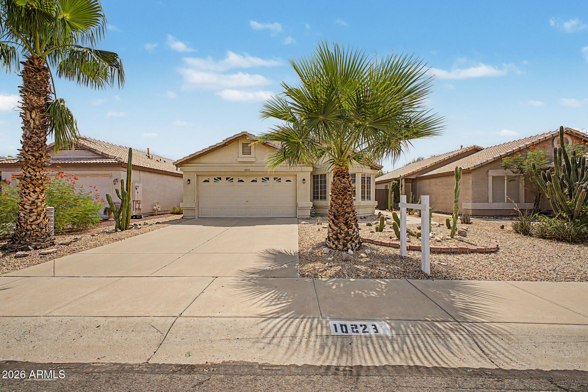 10523 W MOHAWK Lane