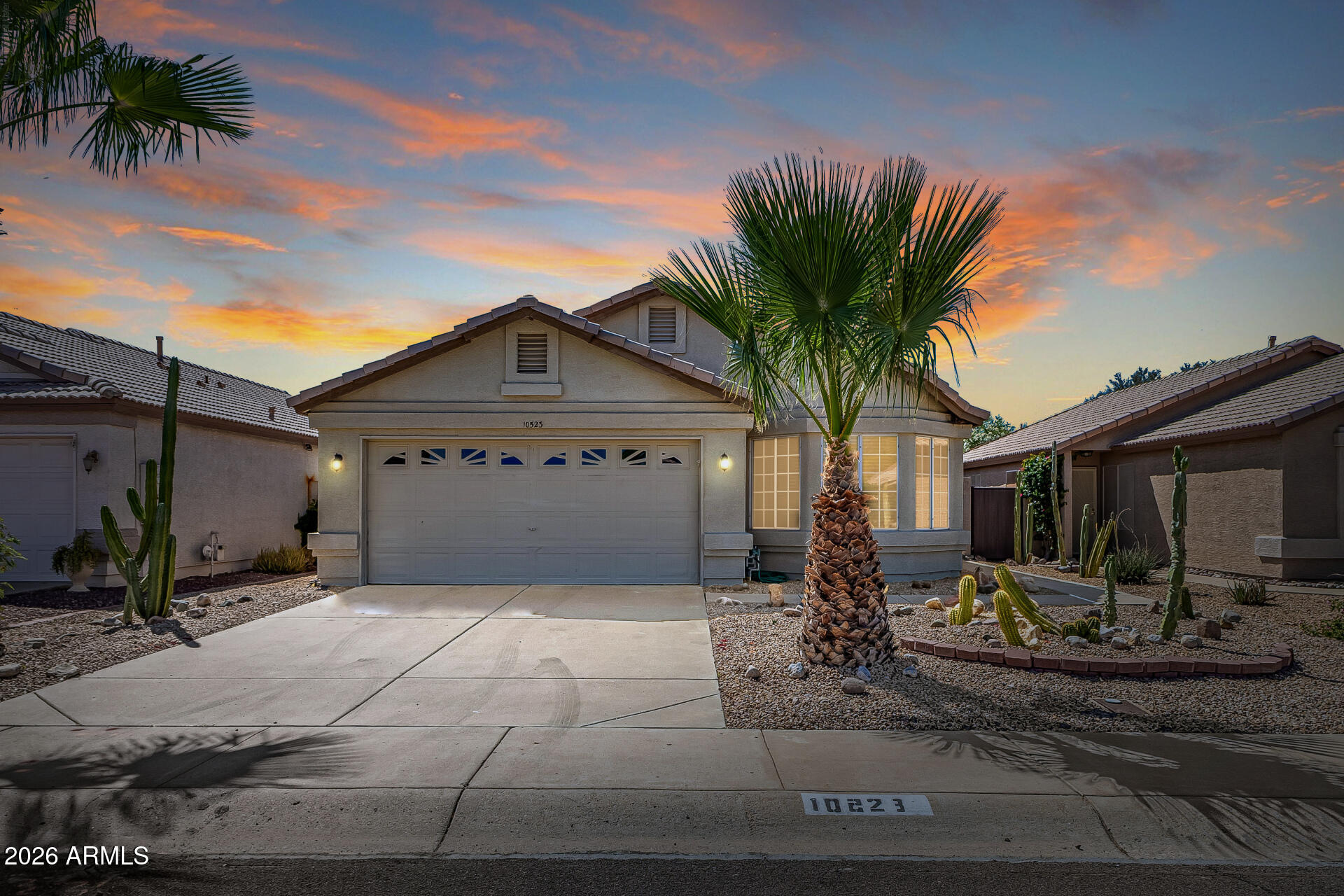 10523 W MOHAWK Lane