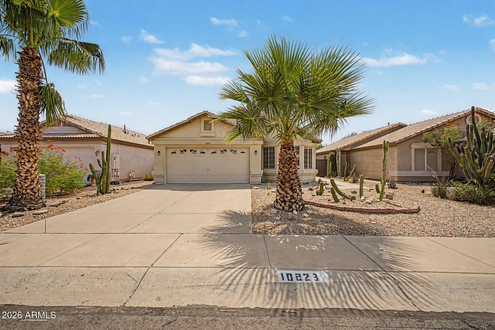 10523 W MOHAWK Lane