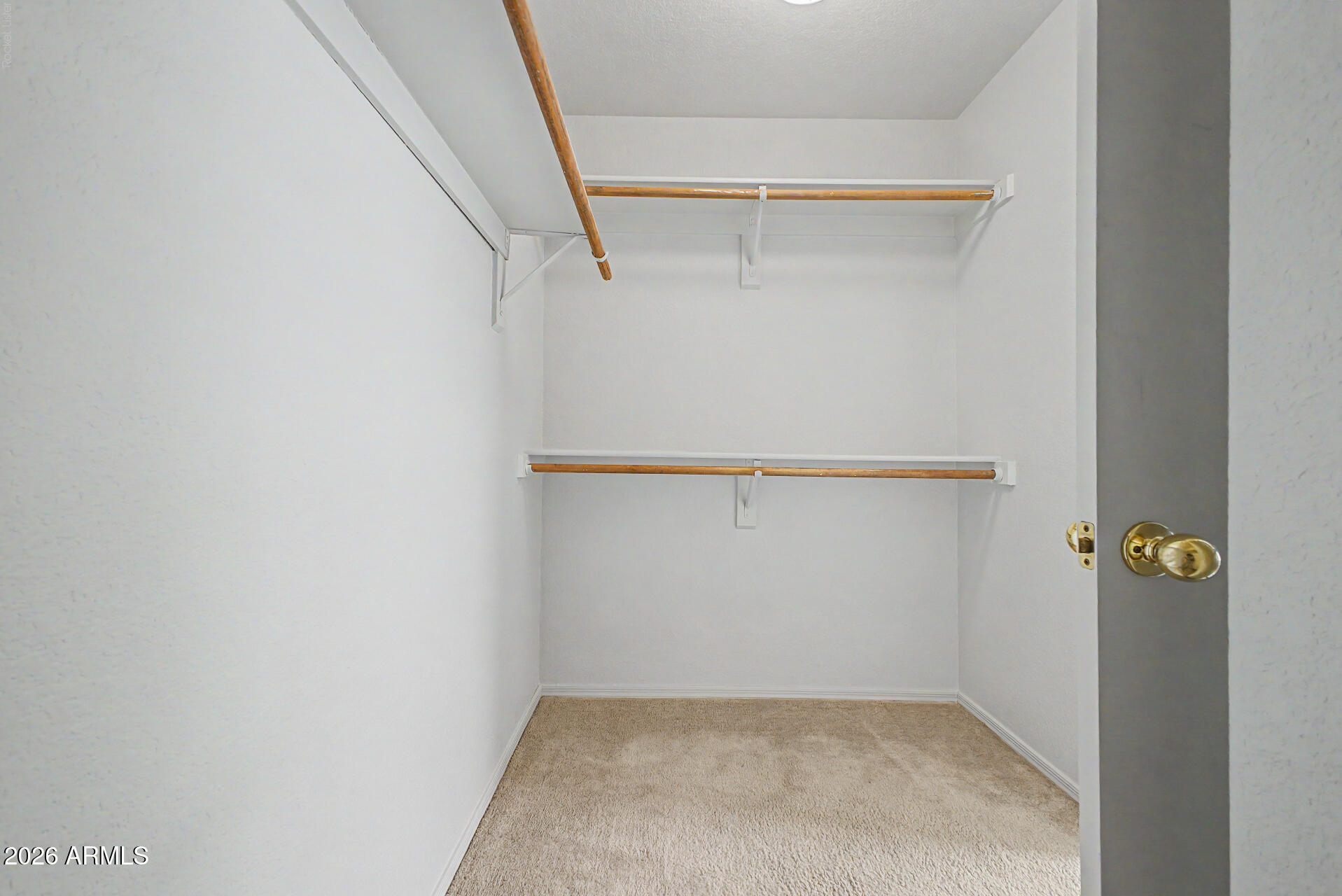 10523 W MOHAWK Lane