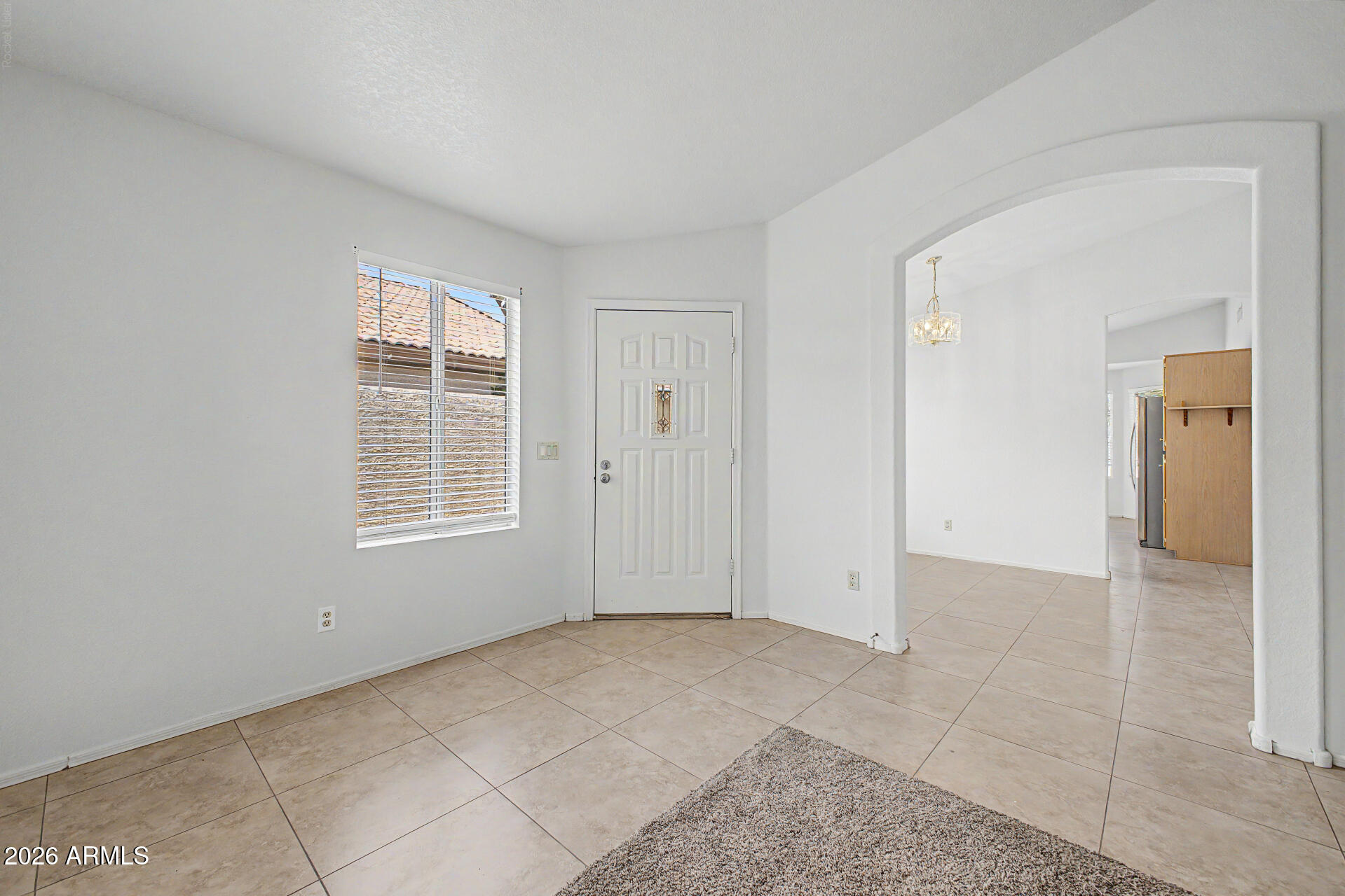 10523 W MOHAWK Lane