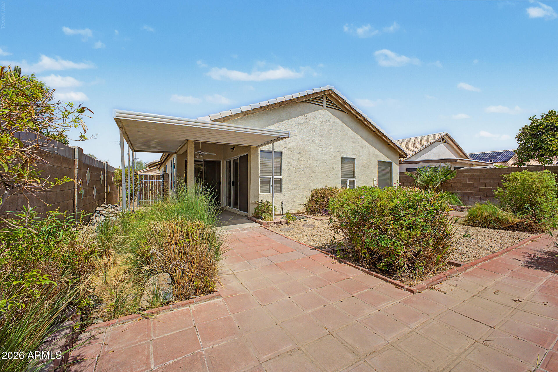 10523 W MOHAWK Lane