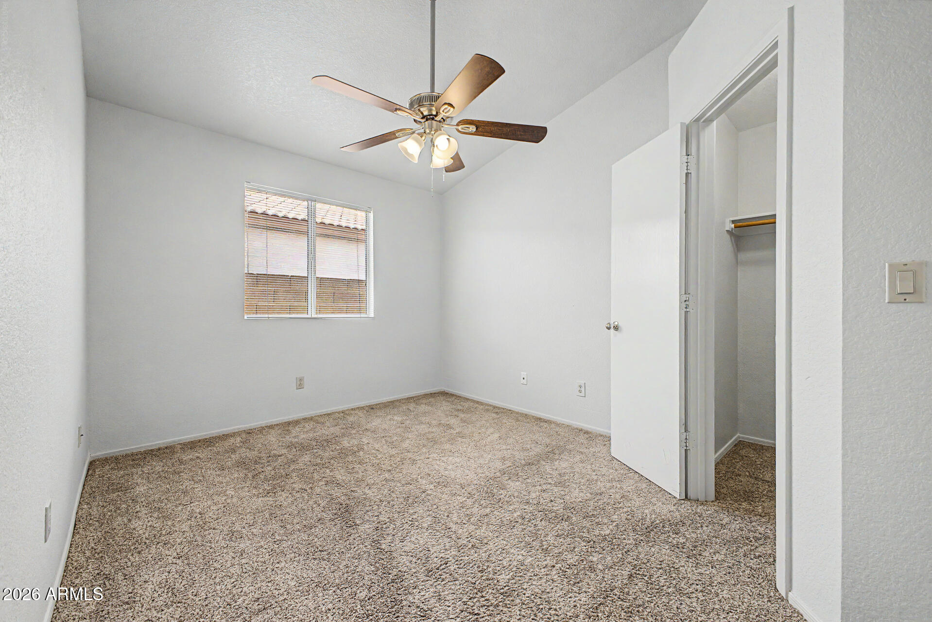 10523 W MOHAWK Lane