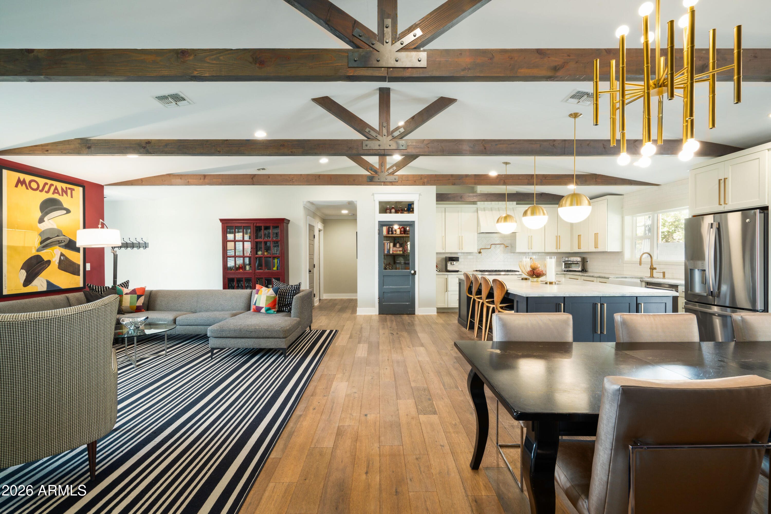 4618 E CALLE VENTURA