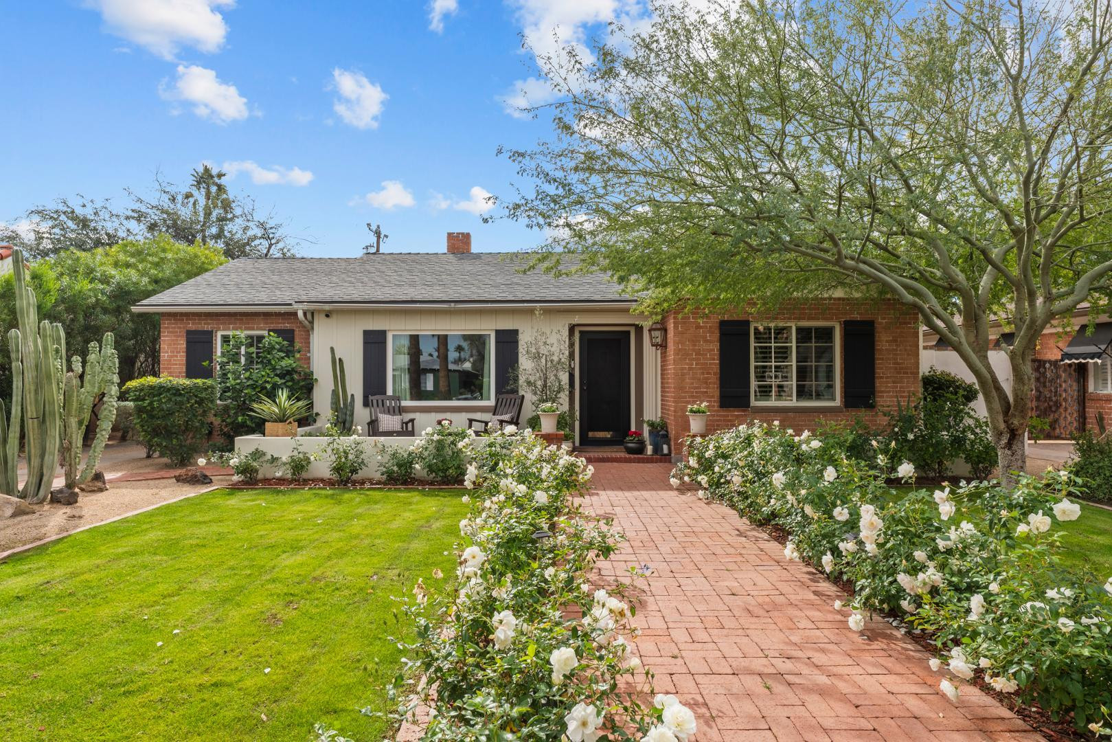 317 W Encanto Boulevard