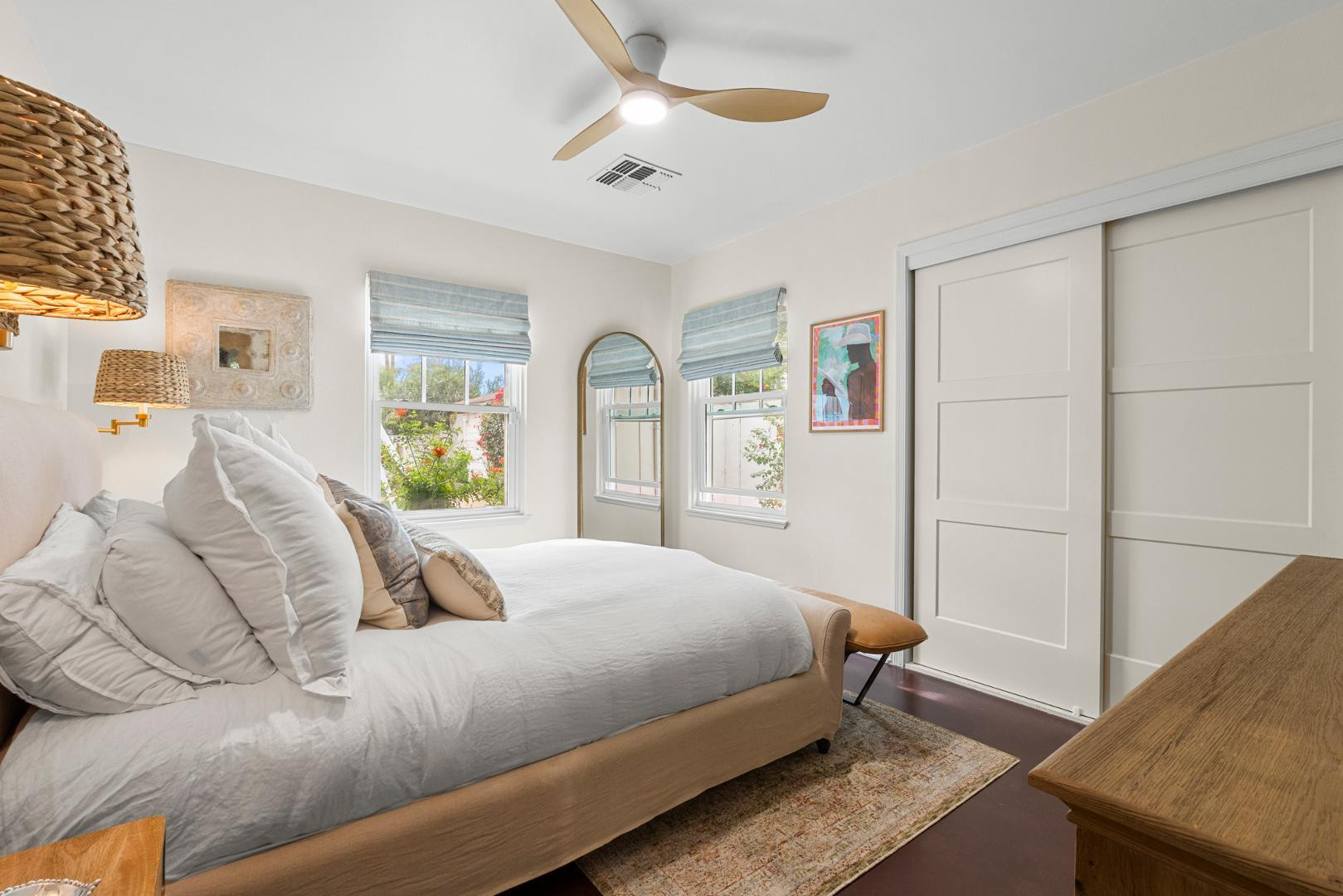 317 W Encanto Boulevard