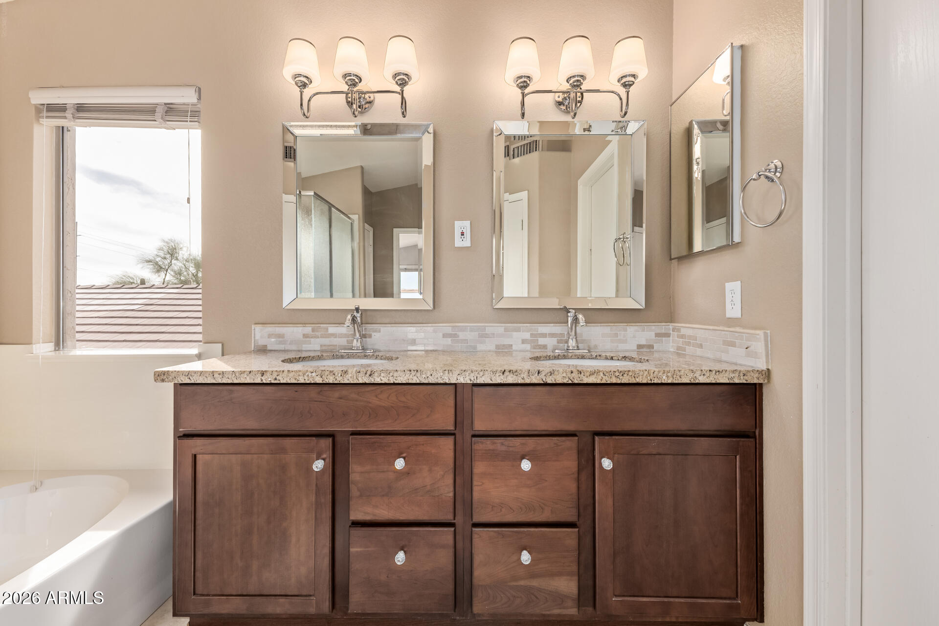 4631 E LONE CACTUS Drive