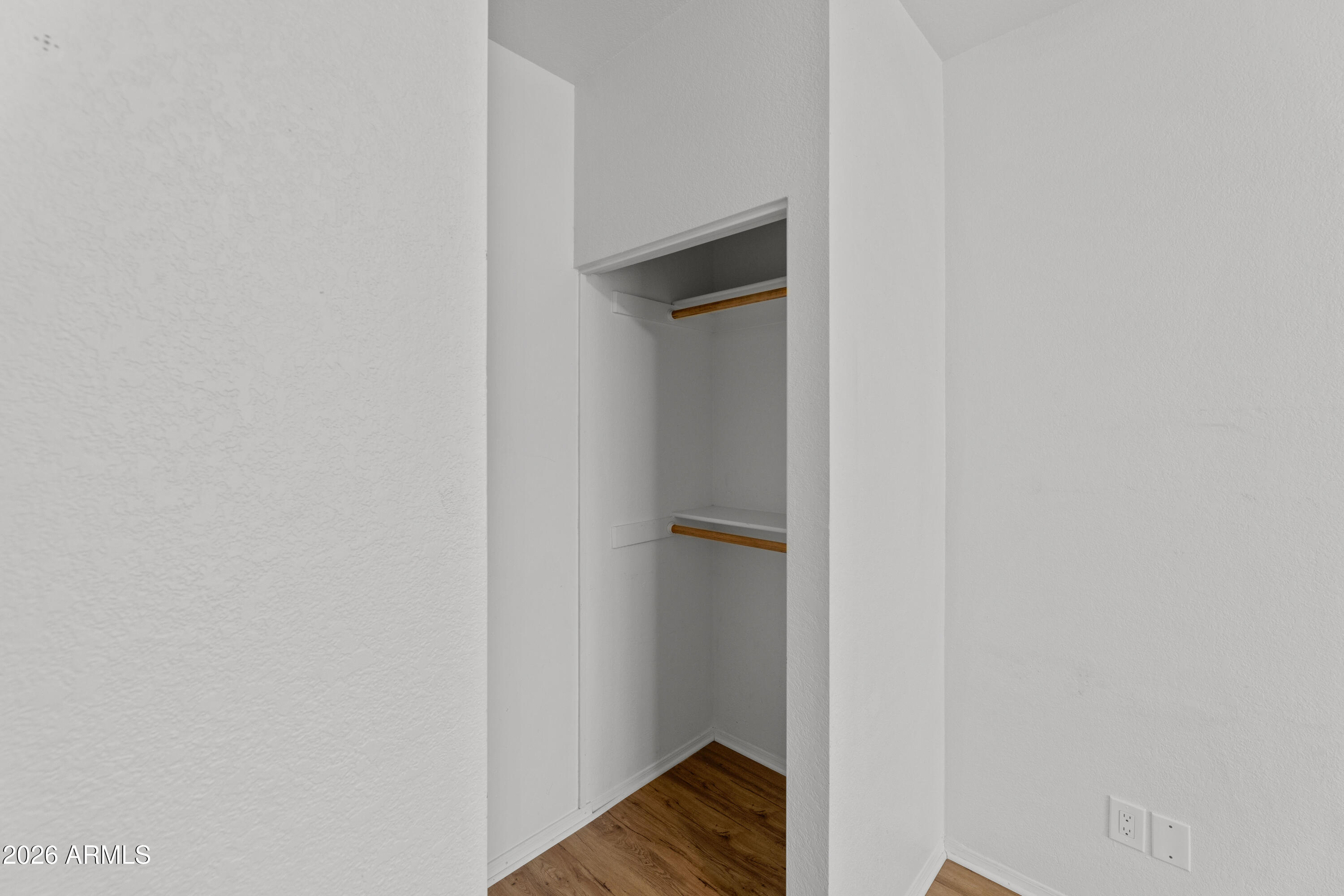 2201 N COMANCHE Drive 1028