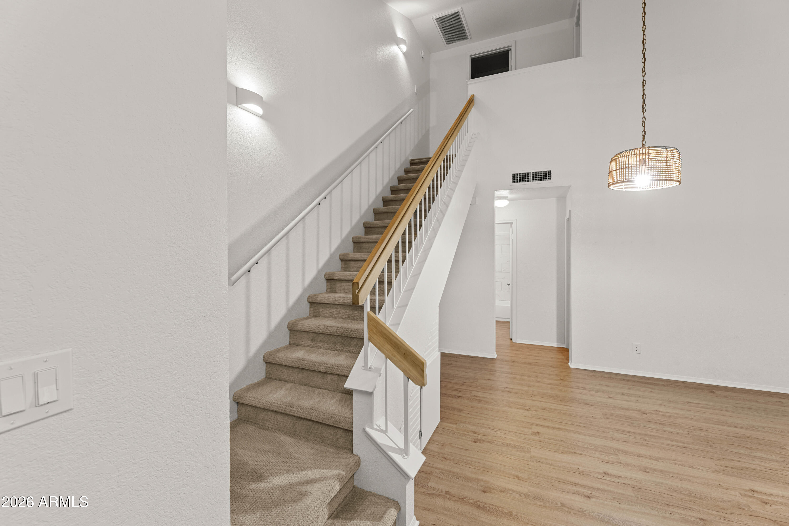 2201 N COMANCHE Drive 1028