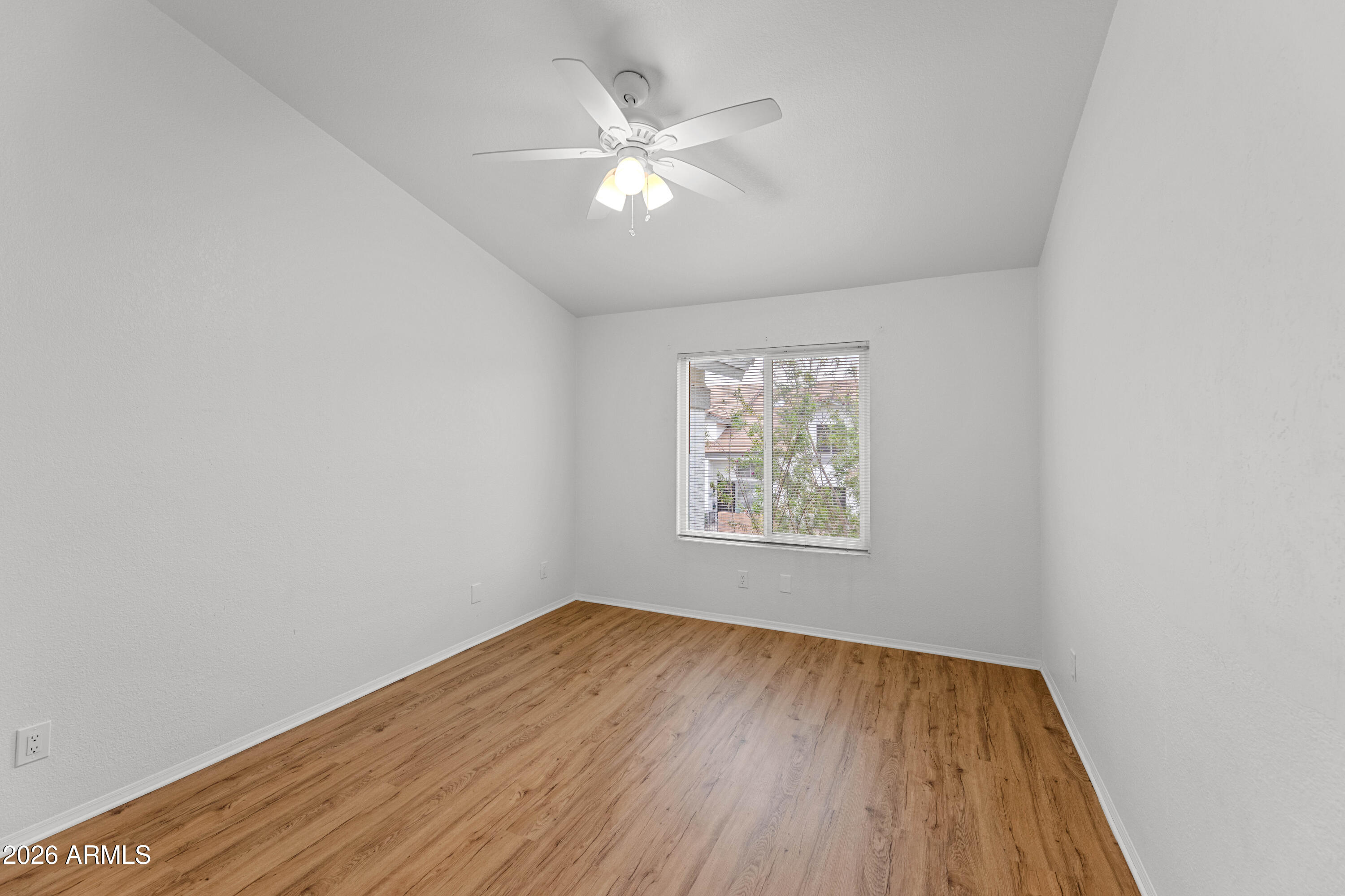 2201 N COMANCHE Drive 1028